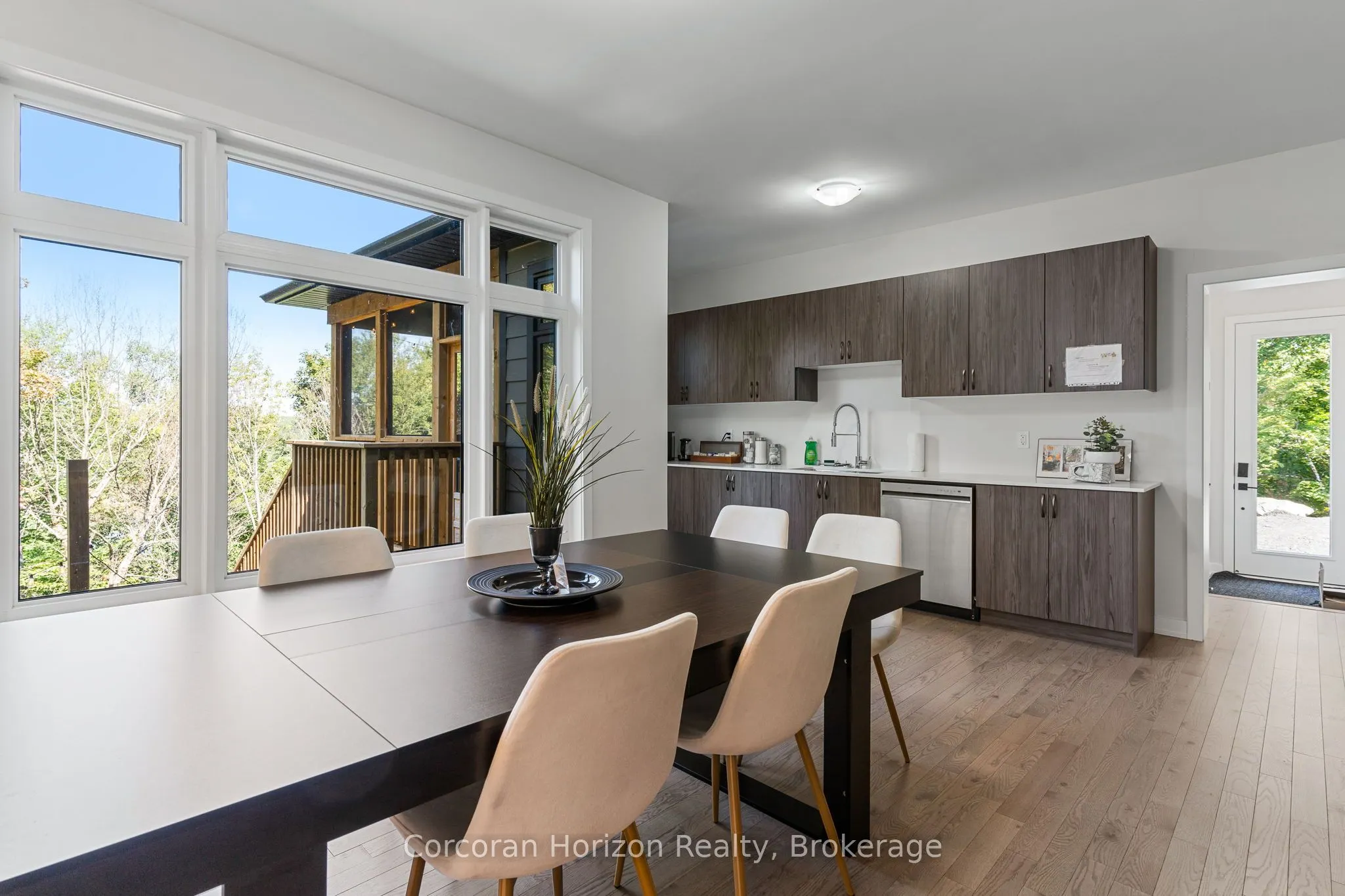 1008 Napier Court
