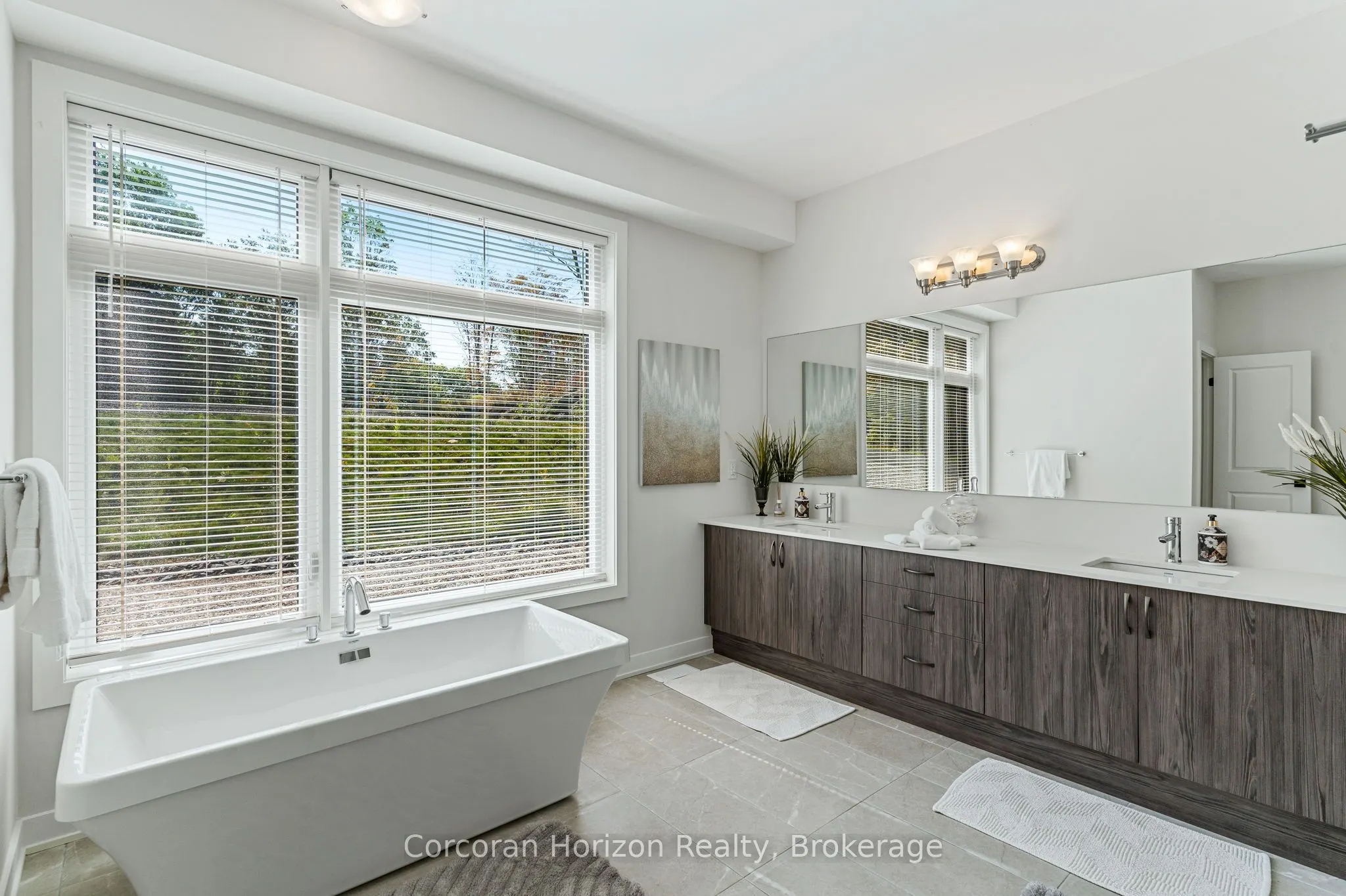 1008 Napier Court
