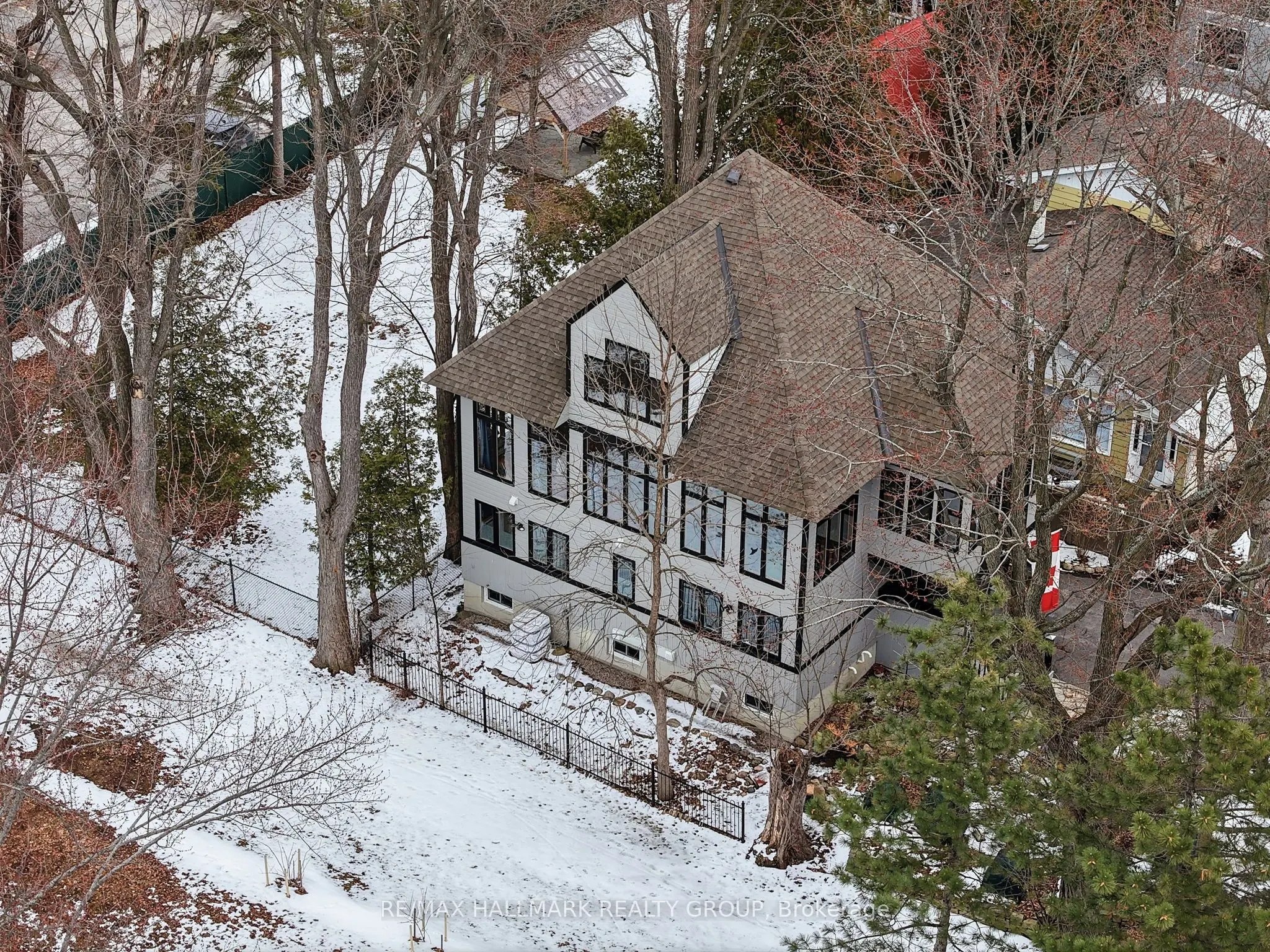 53 Scrivens Street