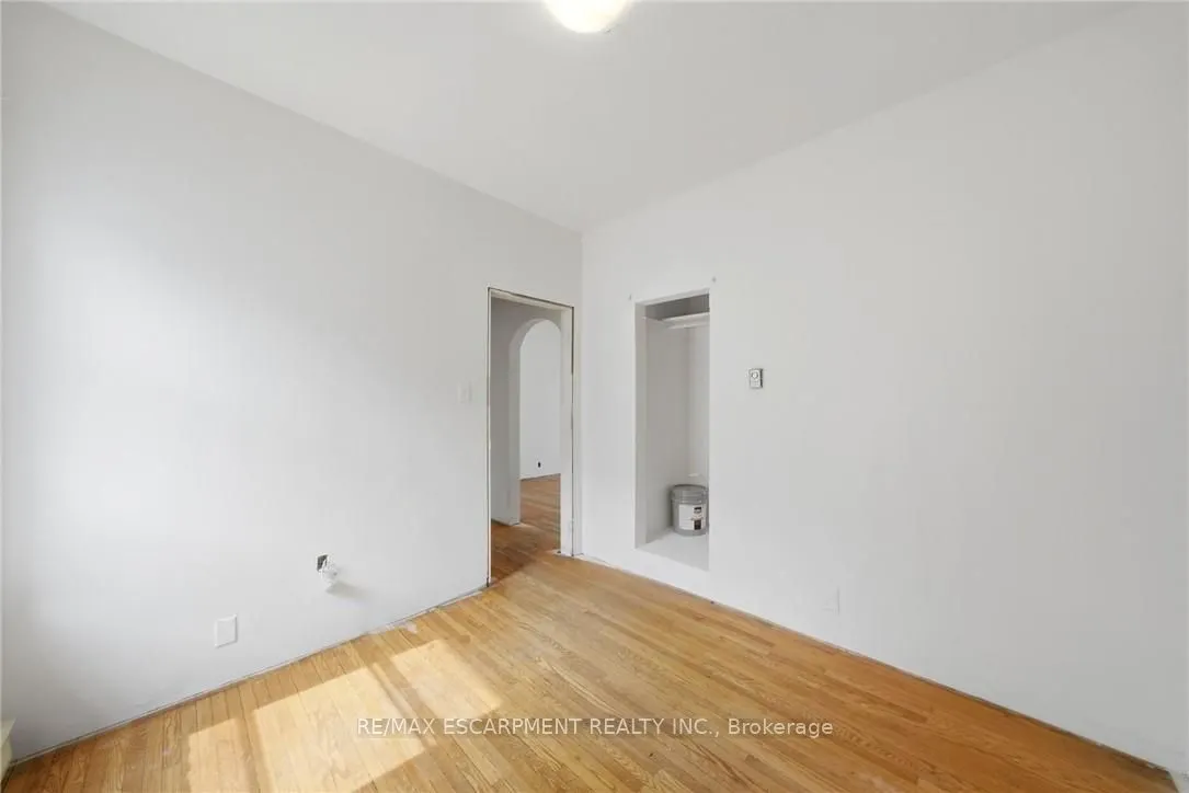 203 Brock Street