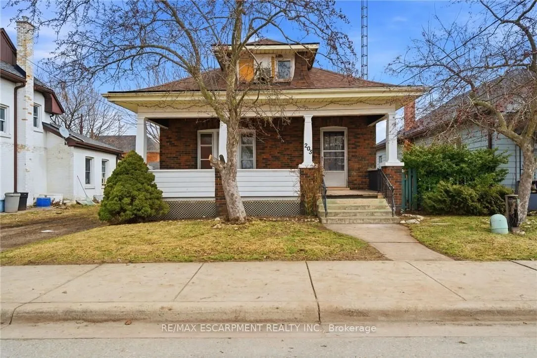 203 Brock Street