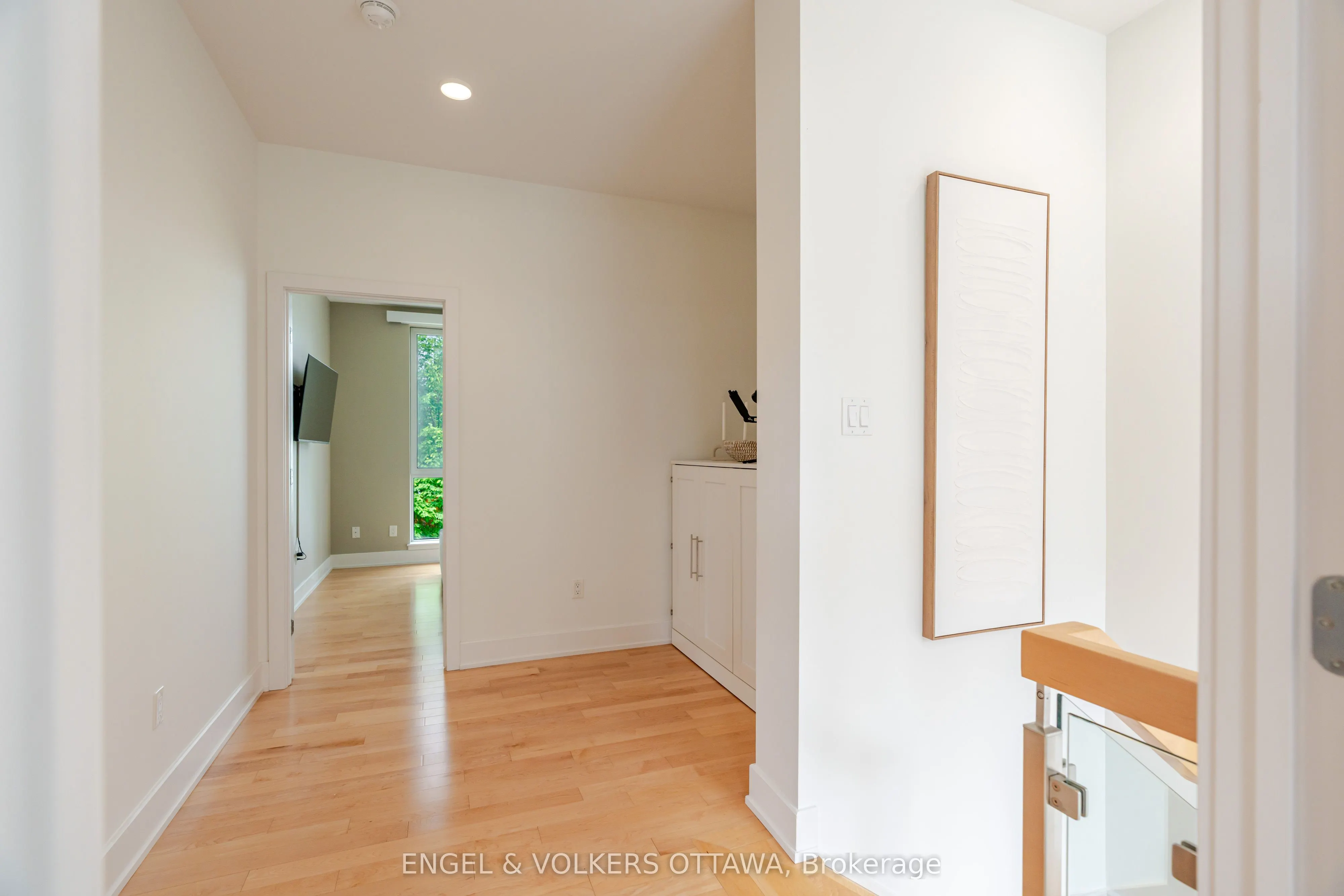 197 Lisgar Street #218