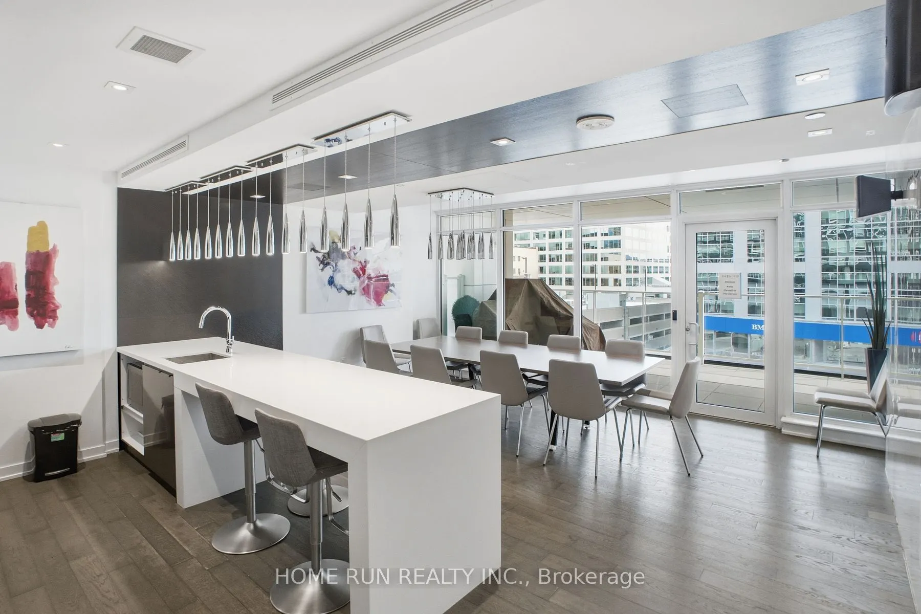 199 Slater Street #1007