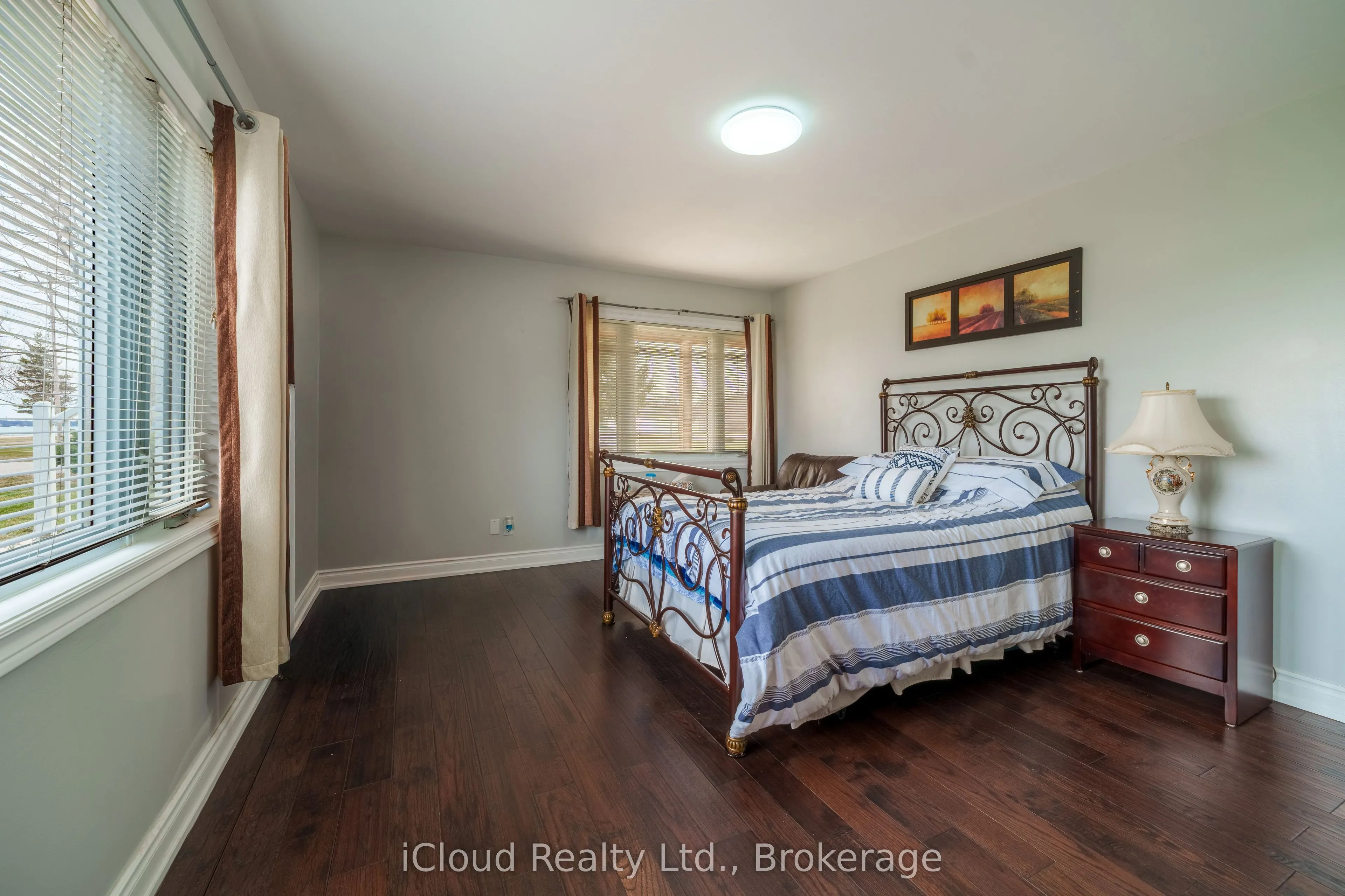 4099 Niagara Parkway