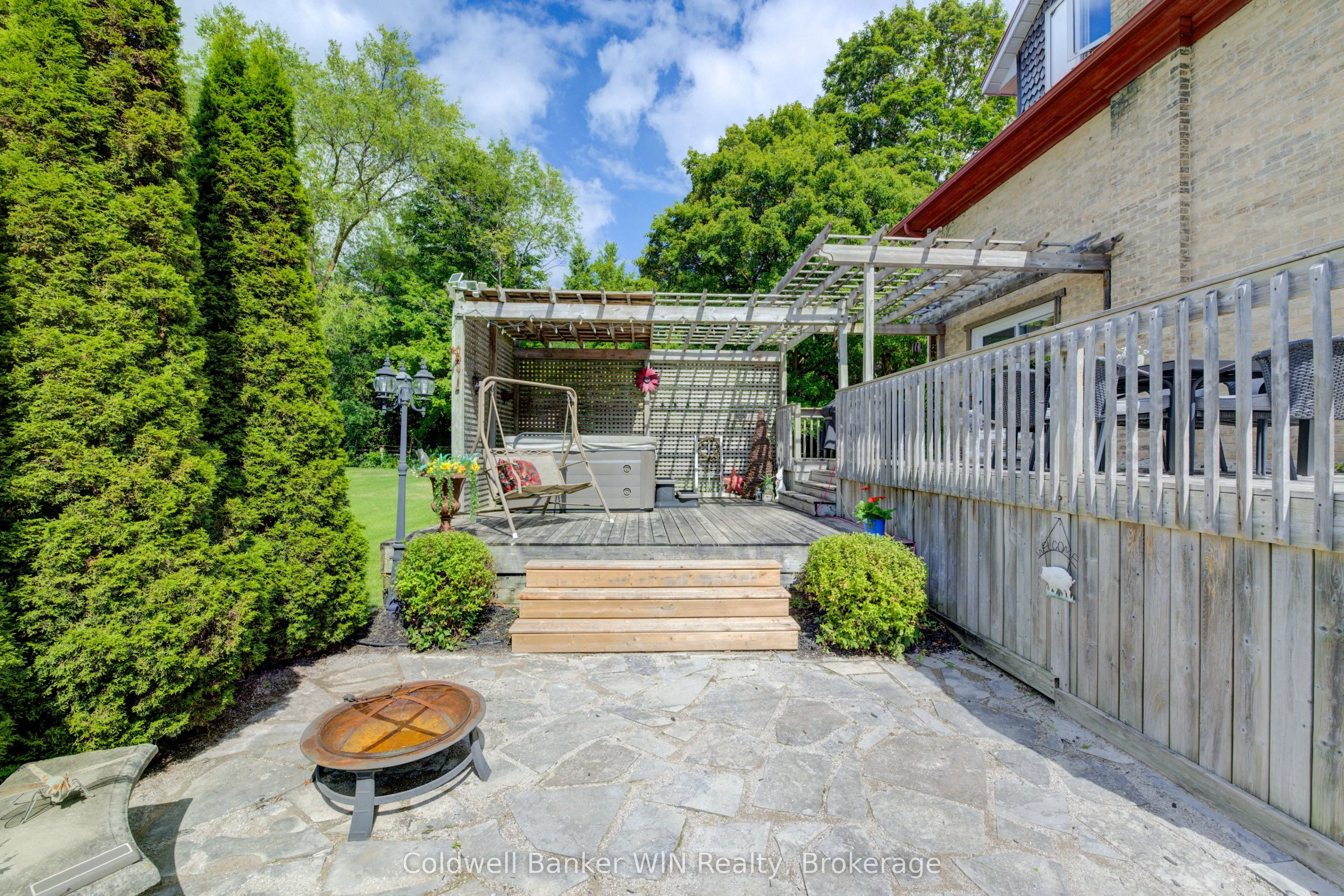 392774 Southgate 39 Side Road