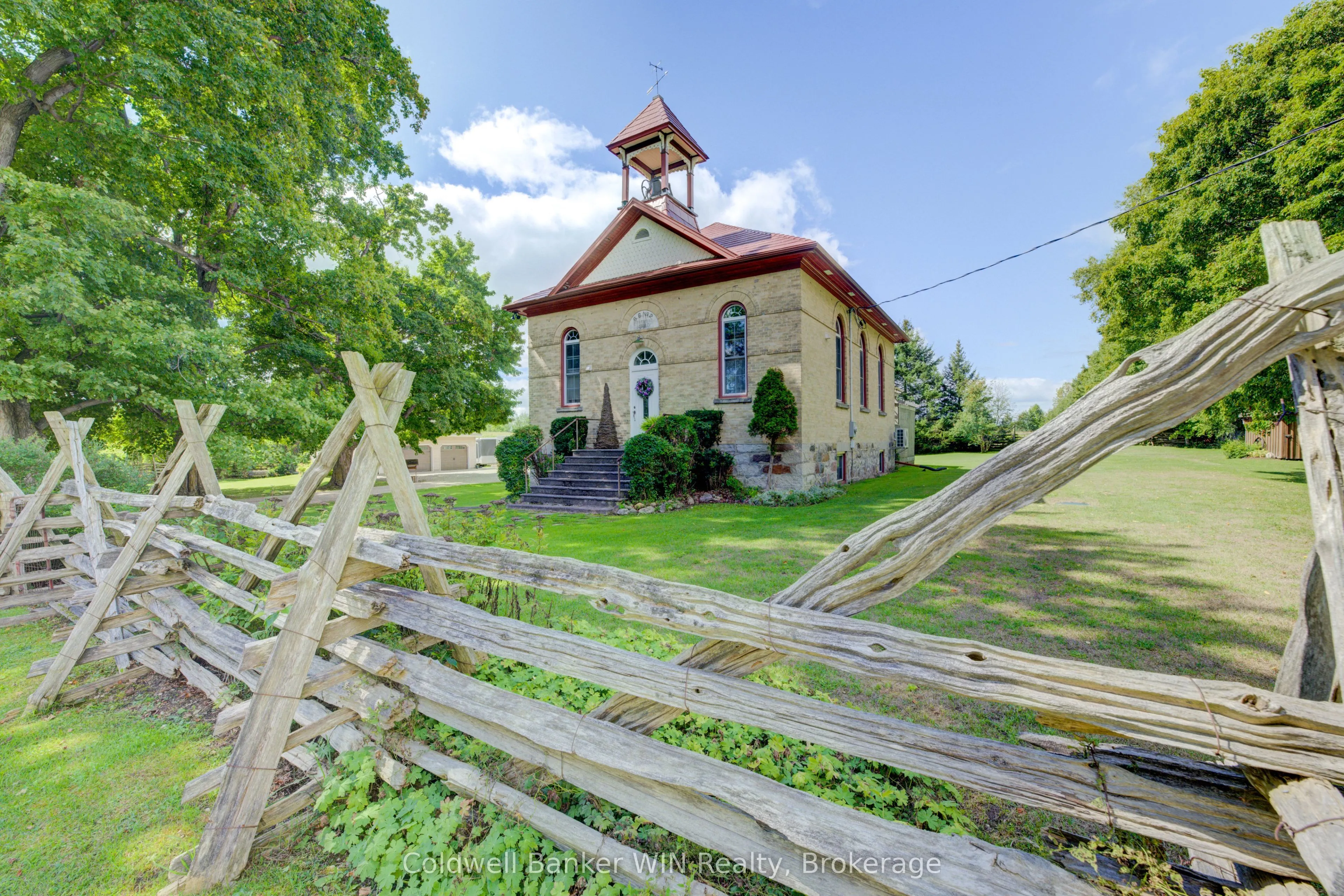 392774 Southgate 39 Side Road