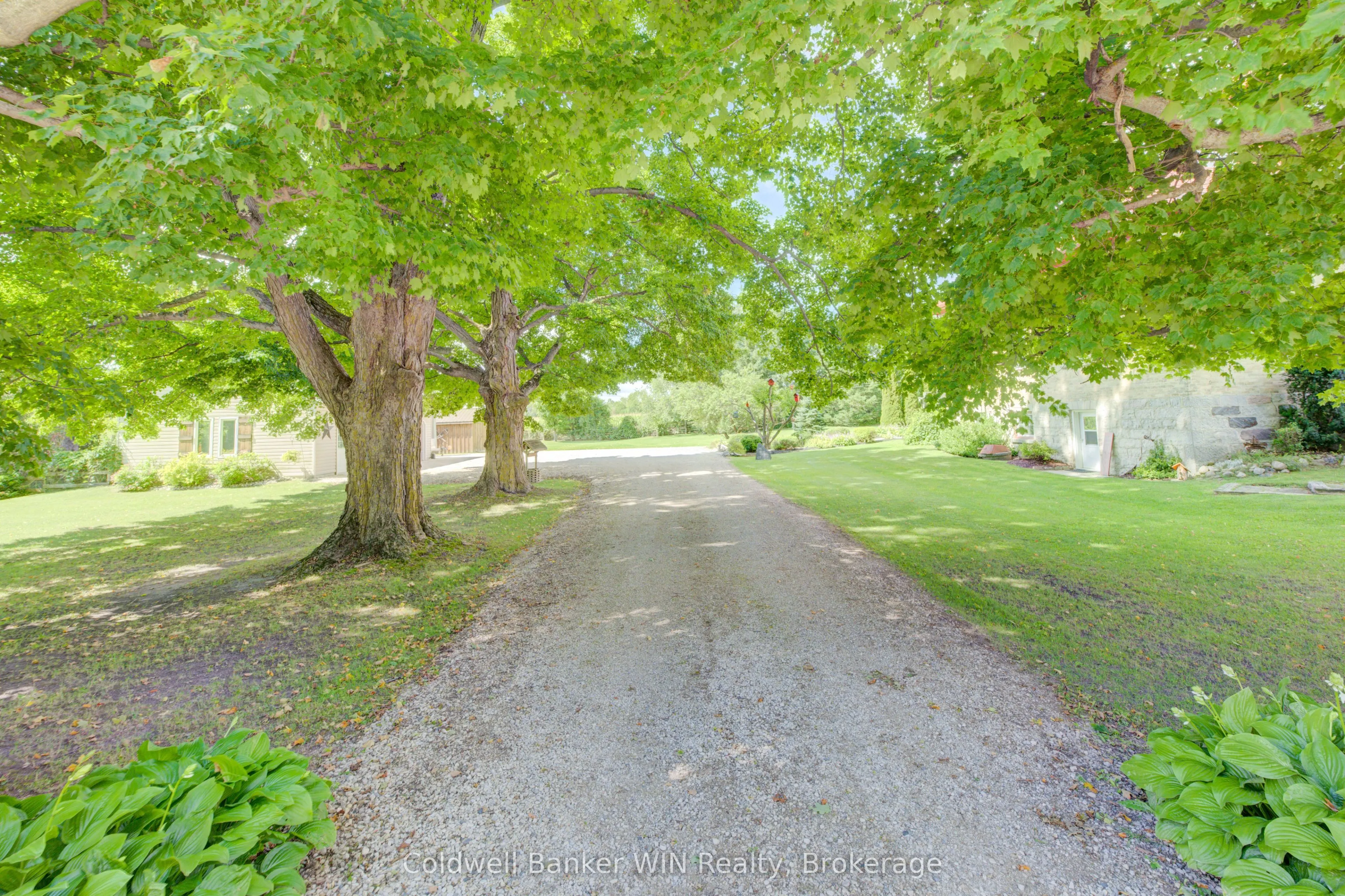 392774 Southgate 39 Side Road