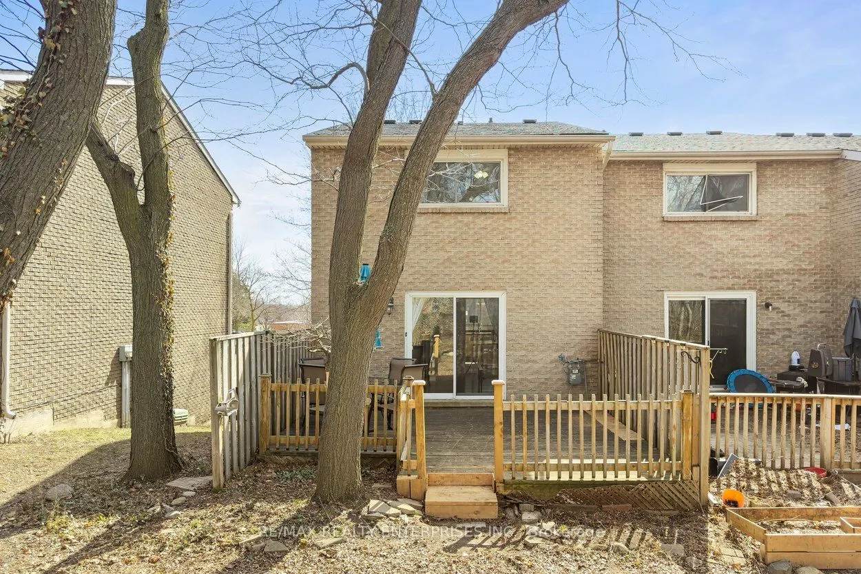 121 Morgan Avenue #7