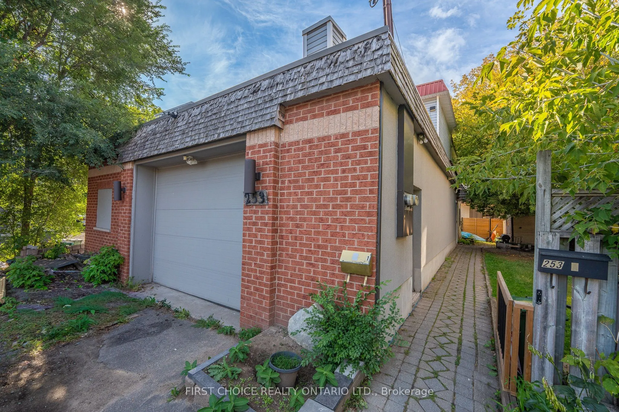 253 Frechette Street