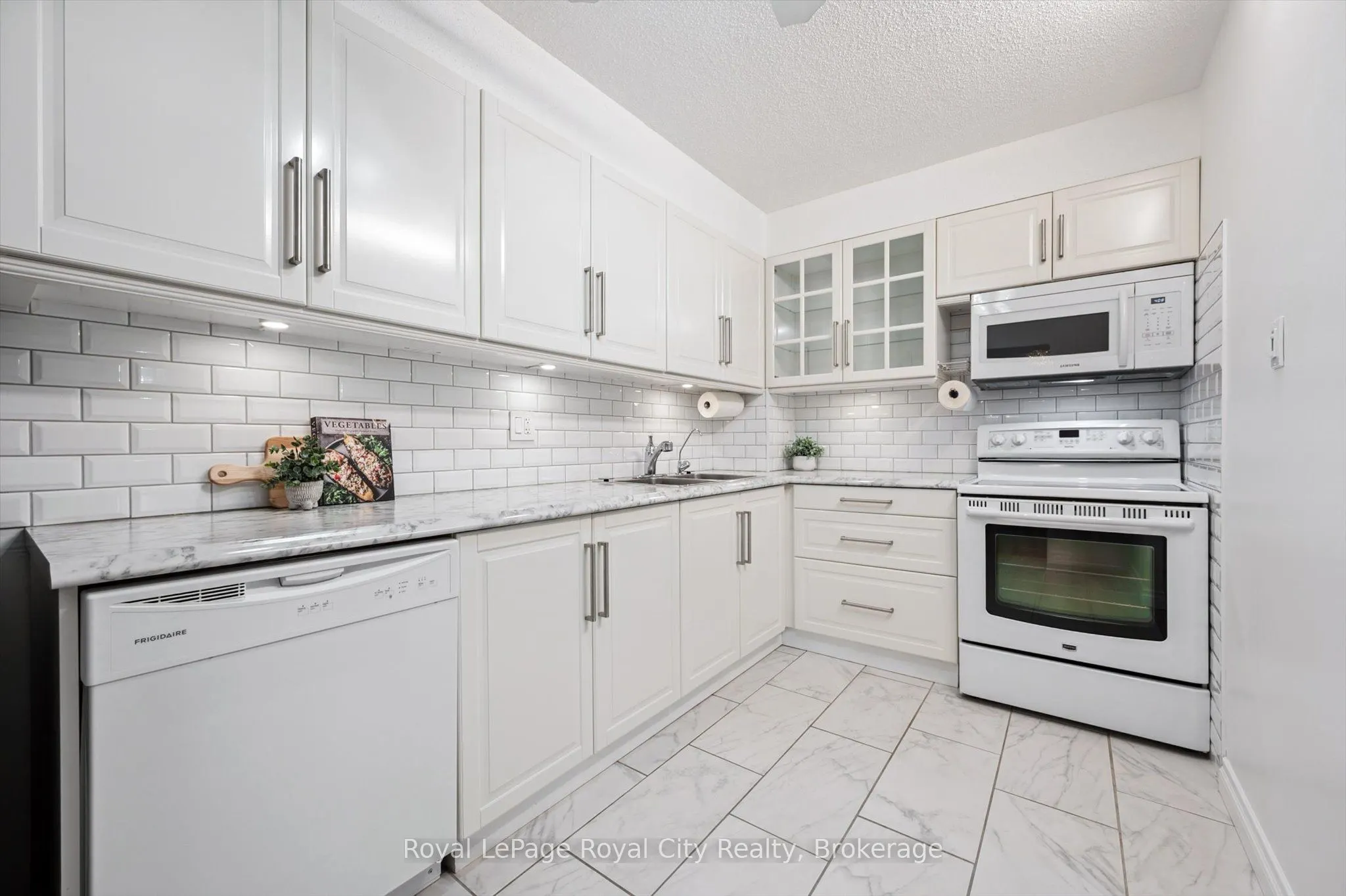 93 Westwood Road #607