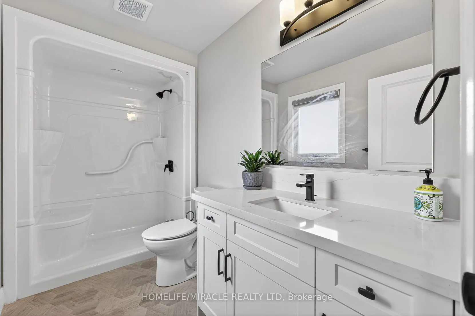 74 Cash Crescent
