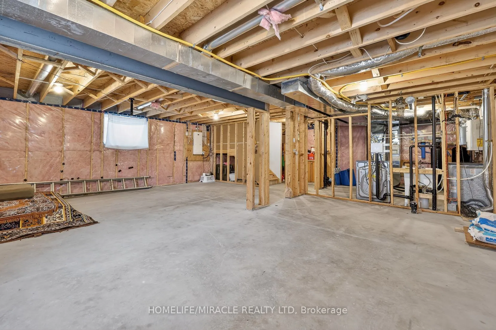 74 Cash Crescent