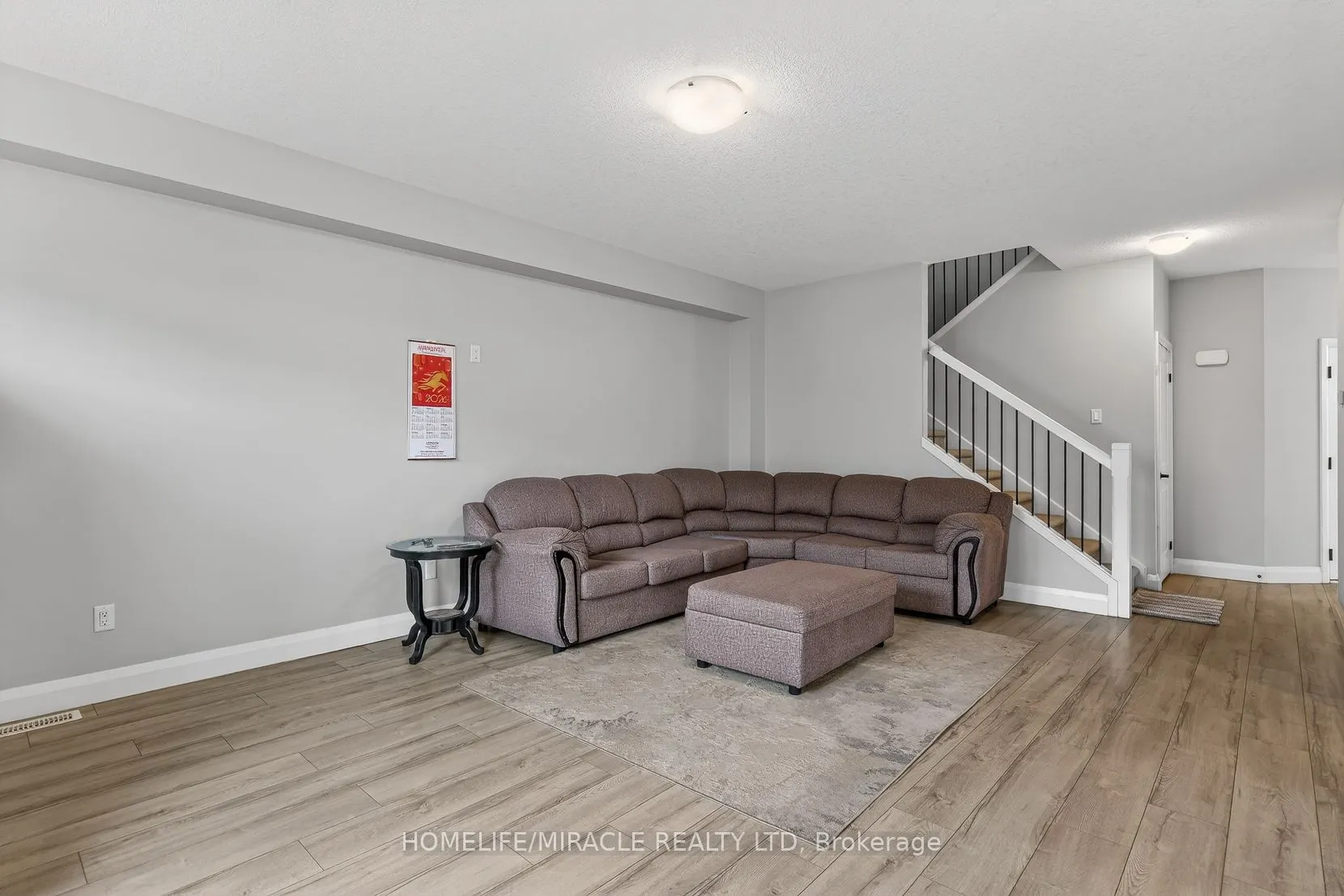74 Cash Crescent