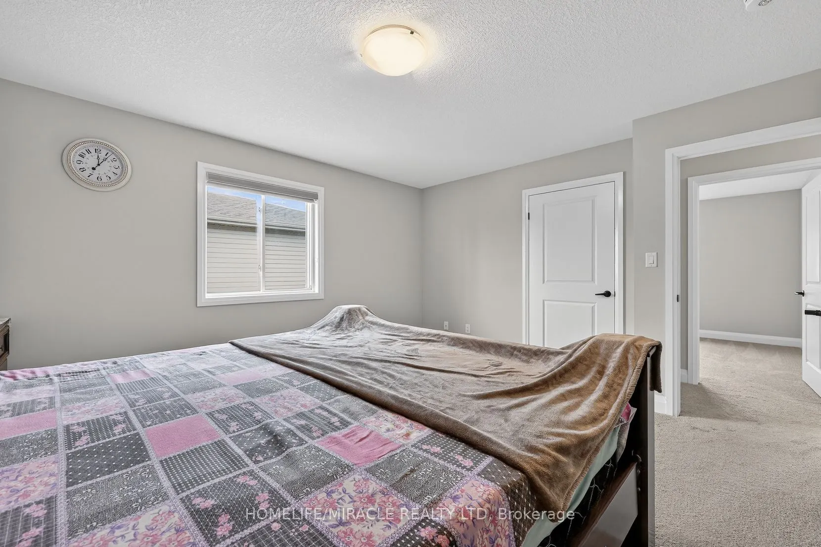74 Cash Crescent