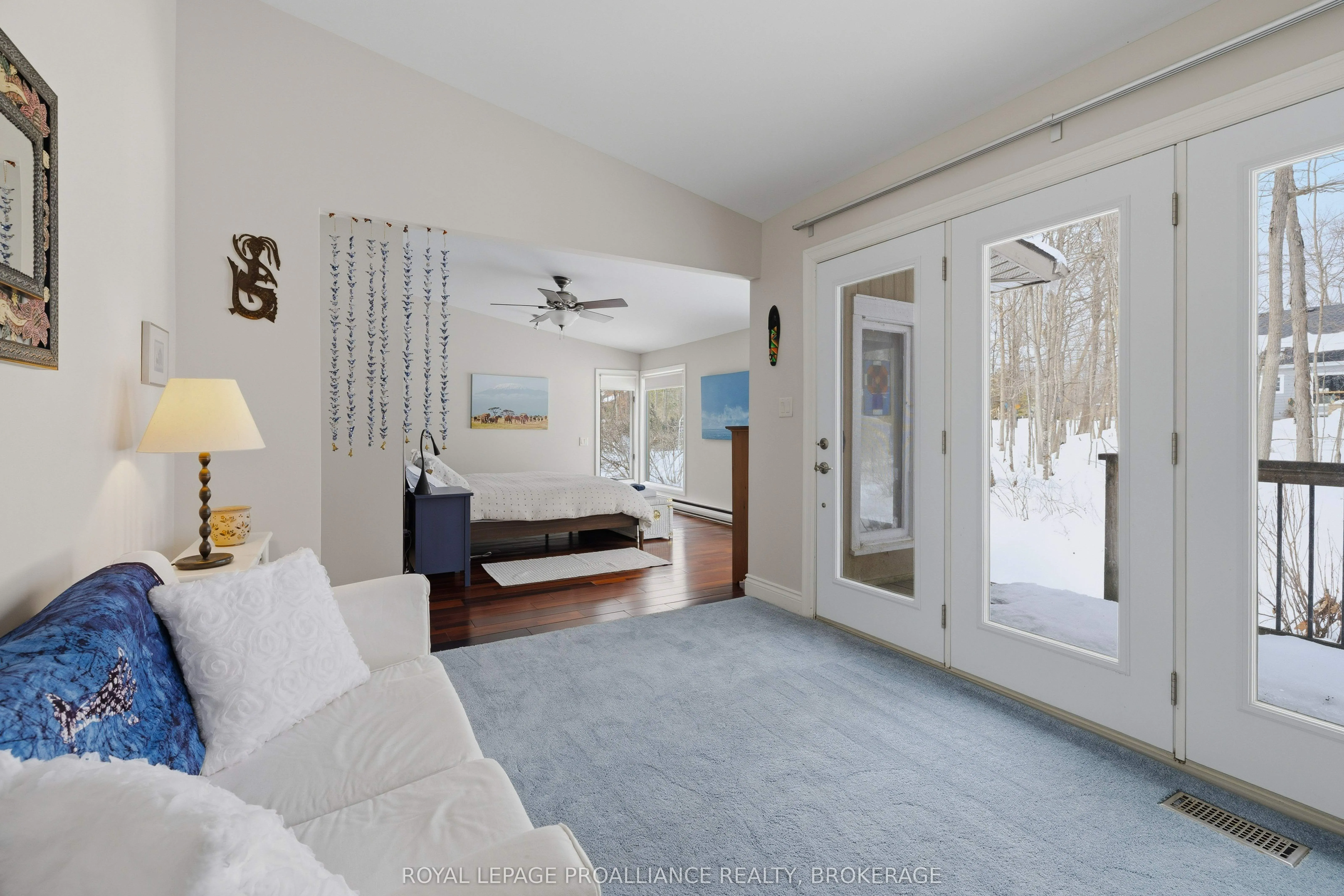 27 Riverside Drive
