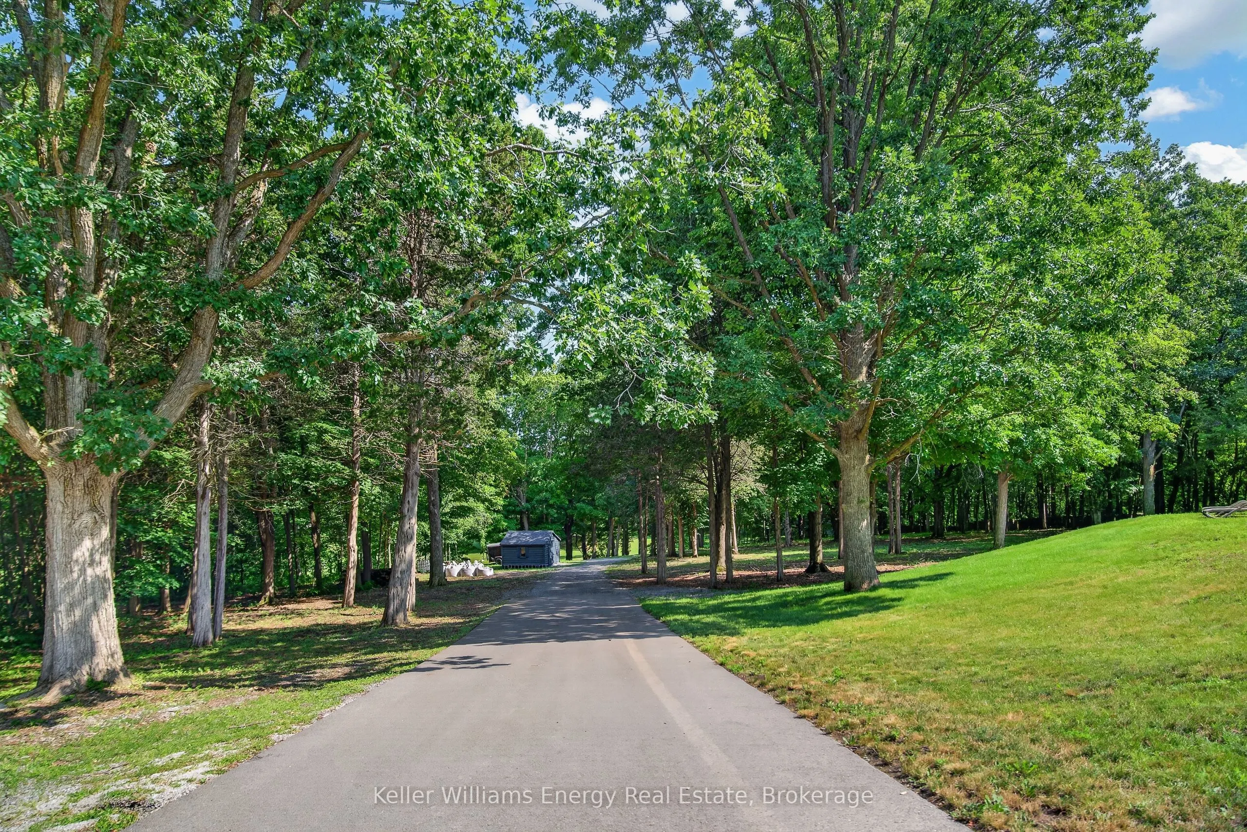 11858 Loyalist Parkway