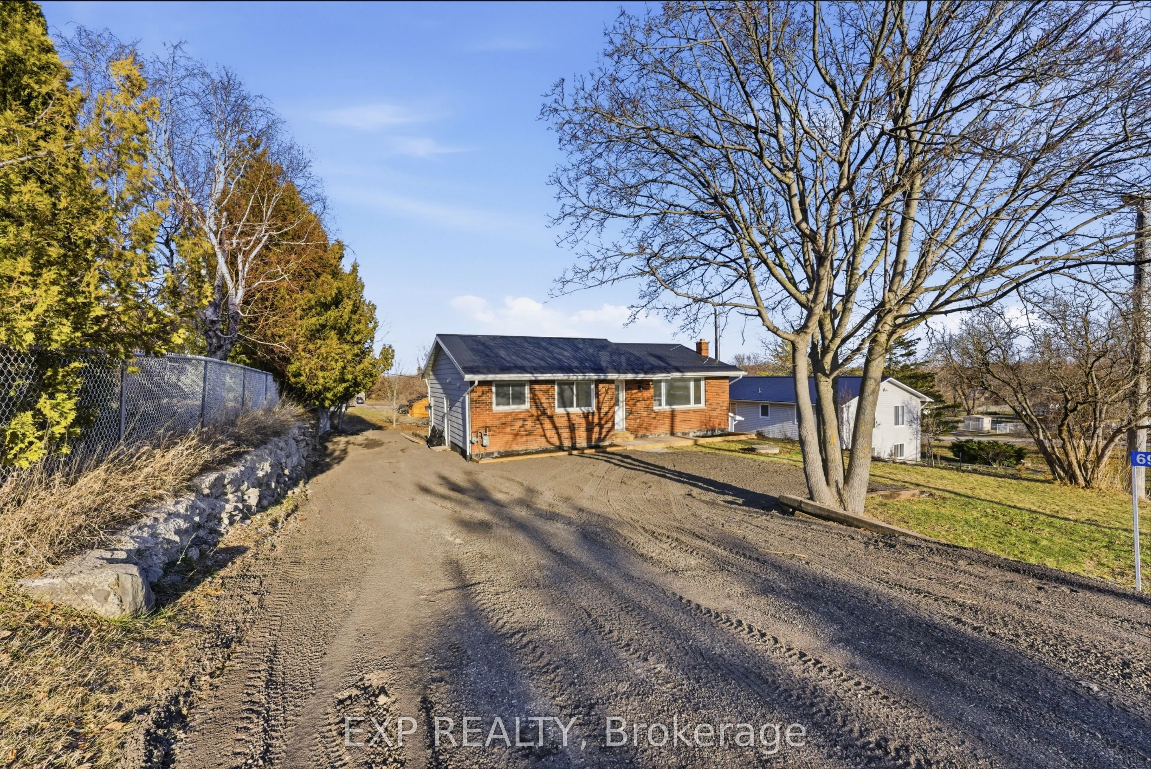 696 Whites Road
