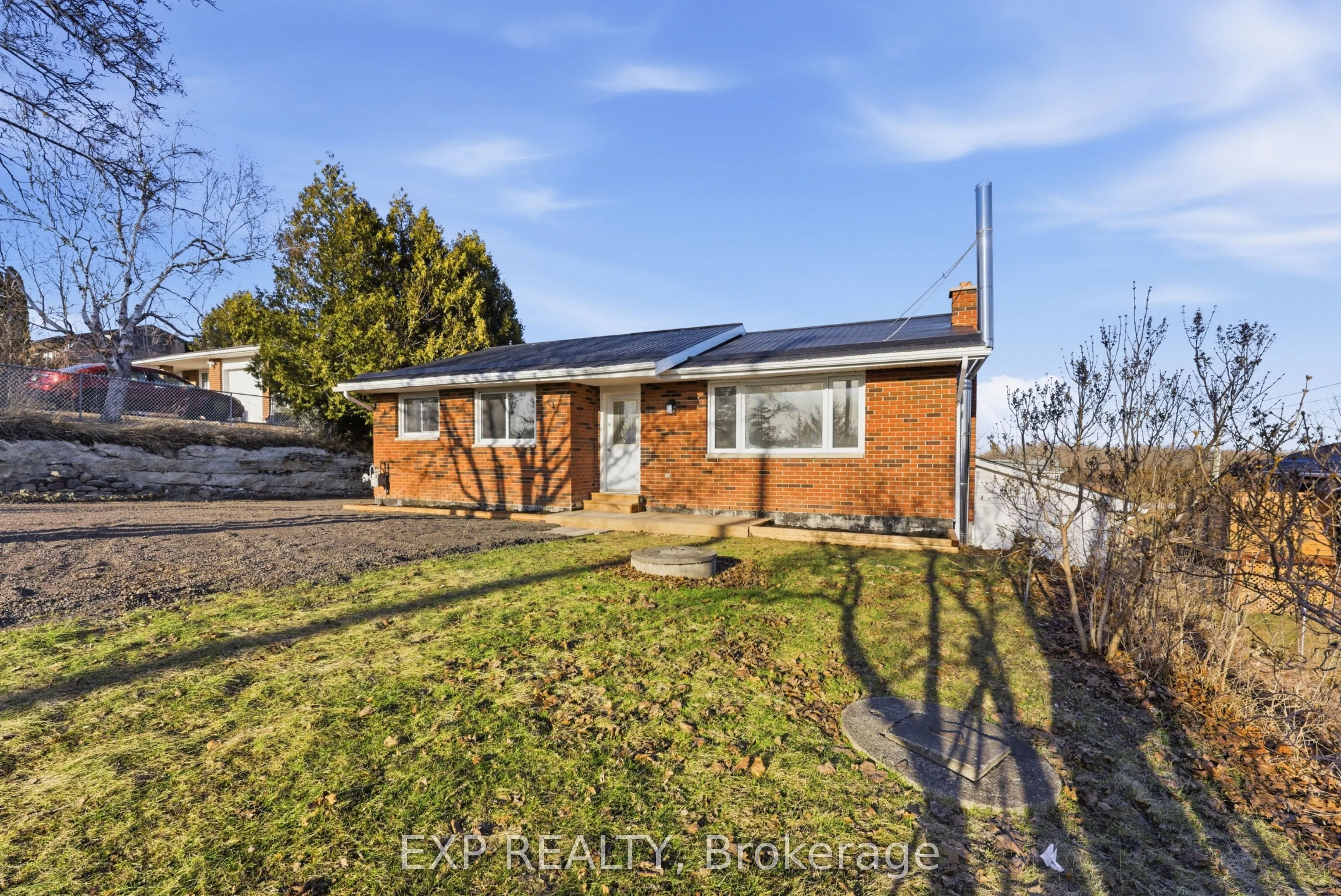 696 Whites Road