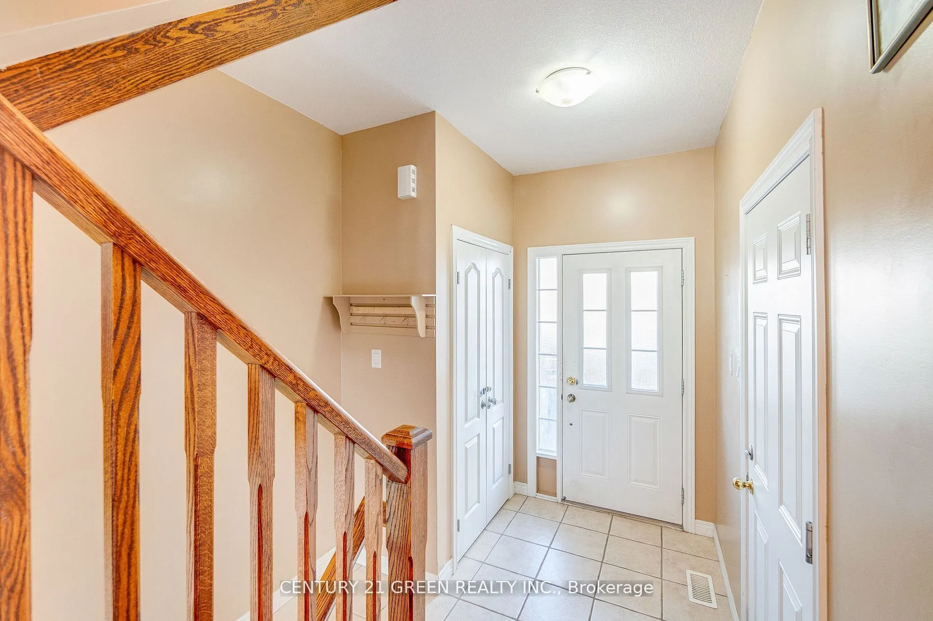 18 Palacebeach Trail