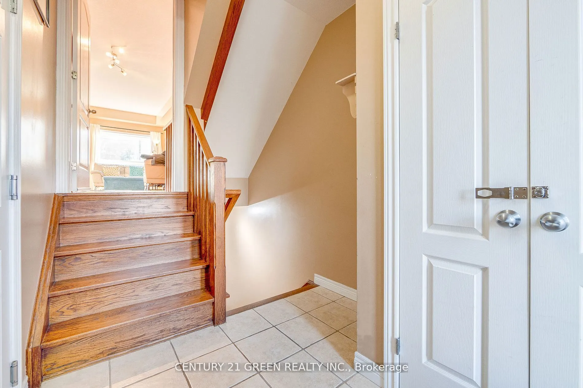 18 Palacebeach Trail