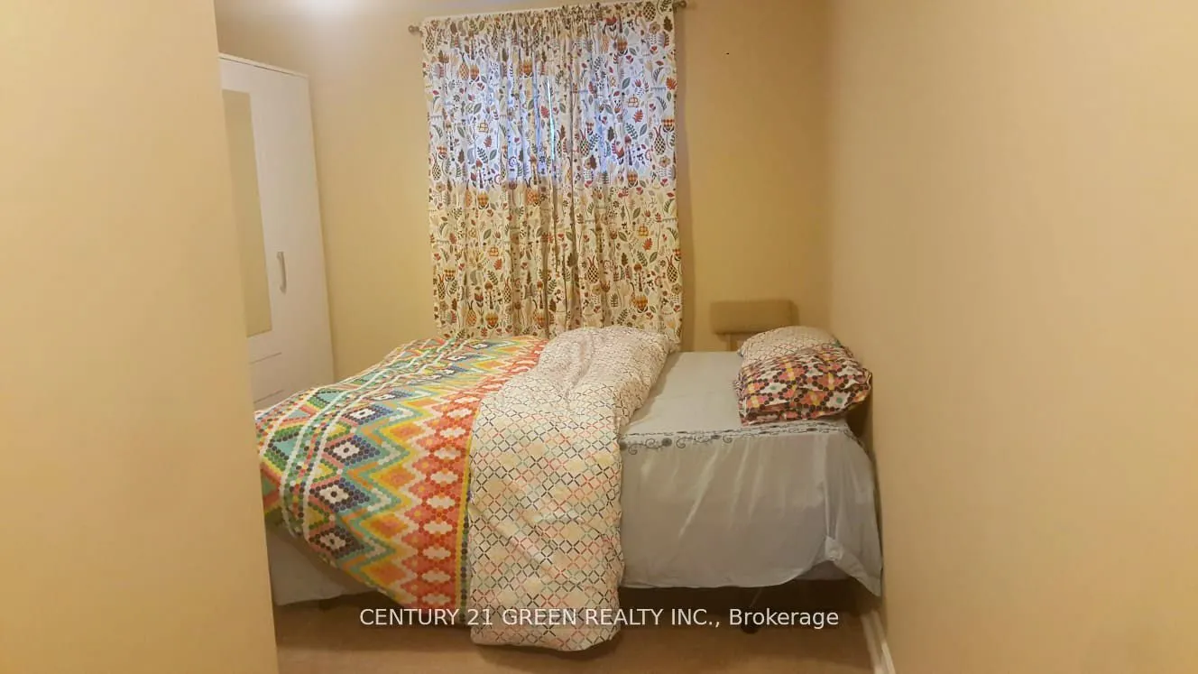 18 Palacebeach Trail
