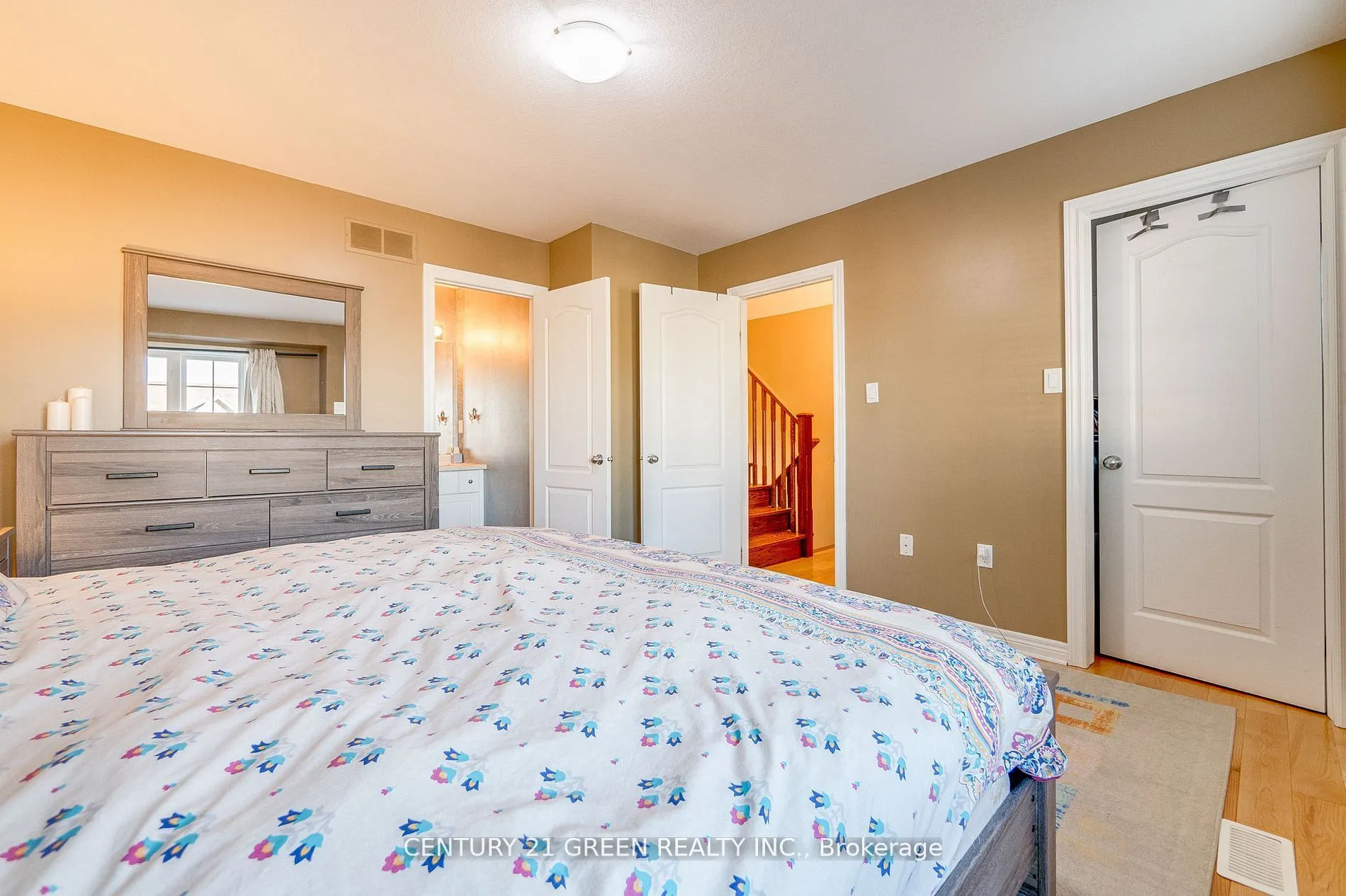18 Palacebeach Trail
