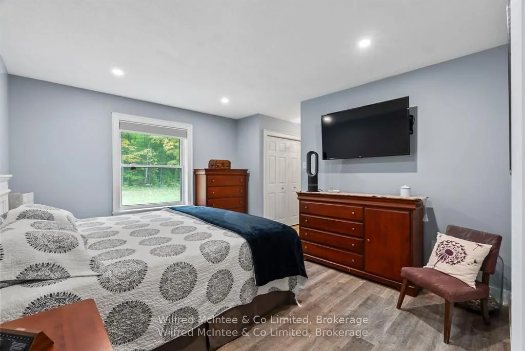 442289 Concession 21