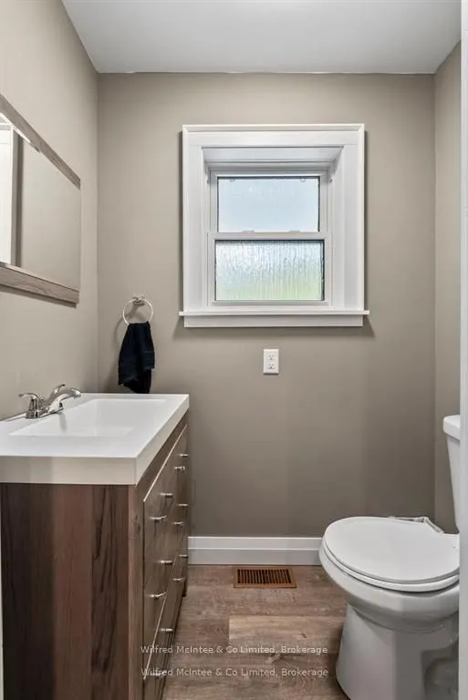 442289 Concession 21