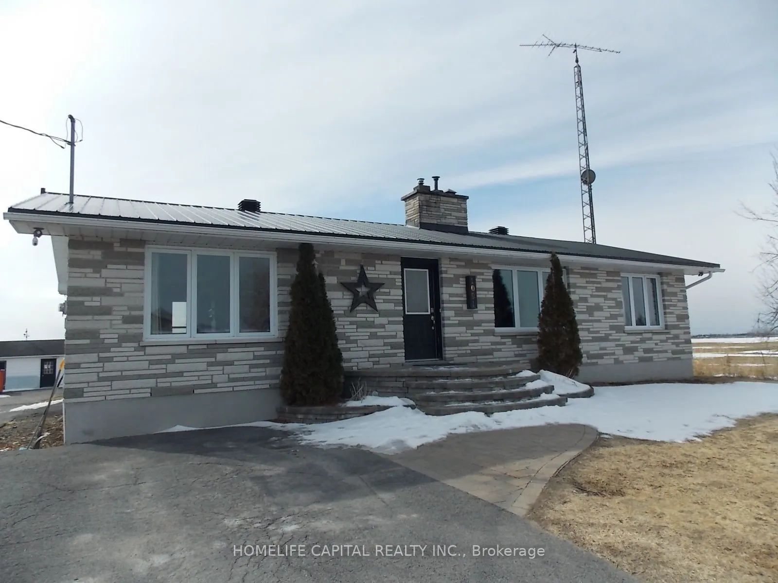 1091 County Rd 15 Road