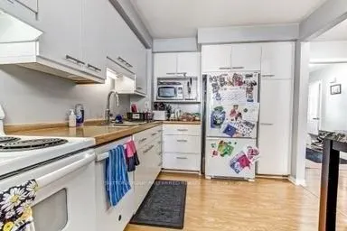 711 Osgoode Drive #17