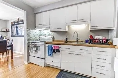 711 Osgoode Drive #17
