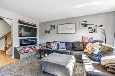 711 Osgoode Drive #17