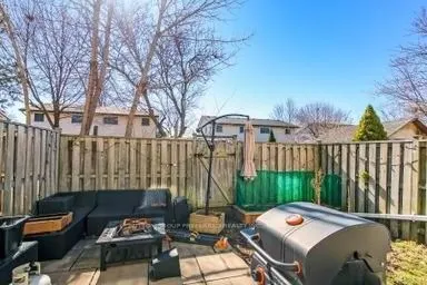 711 Osgoode Drive #17