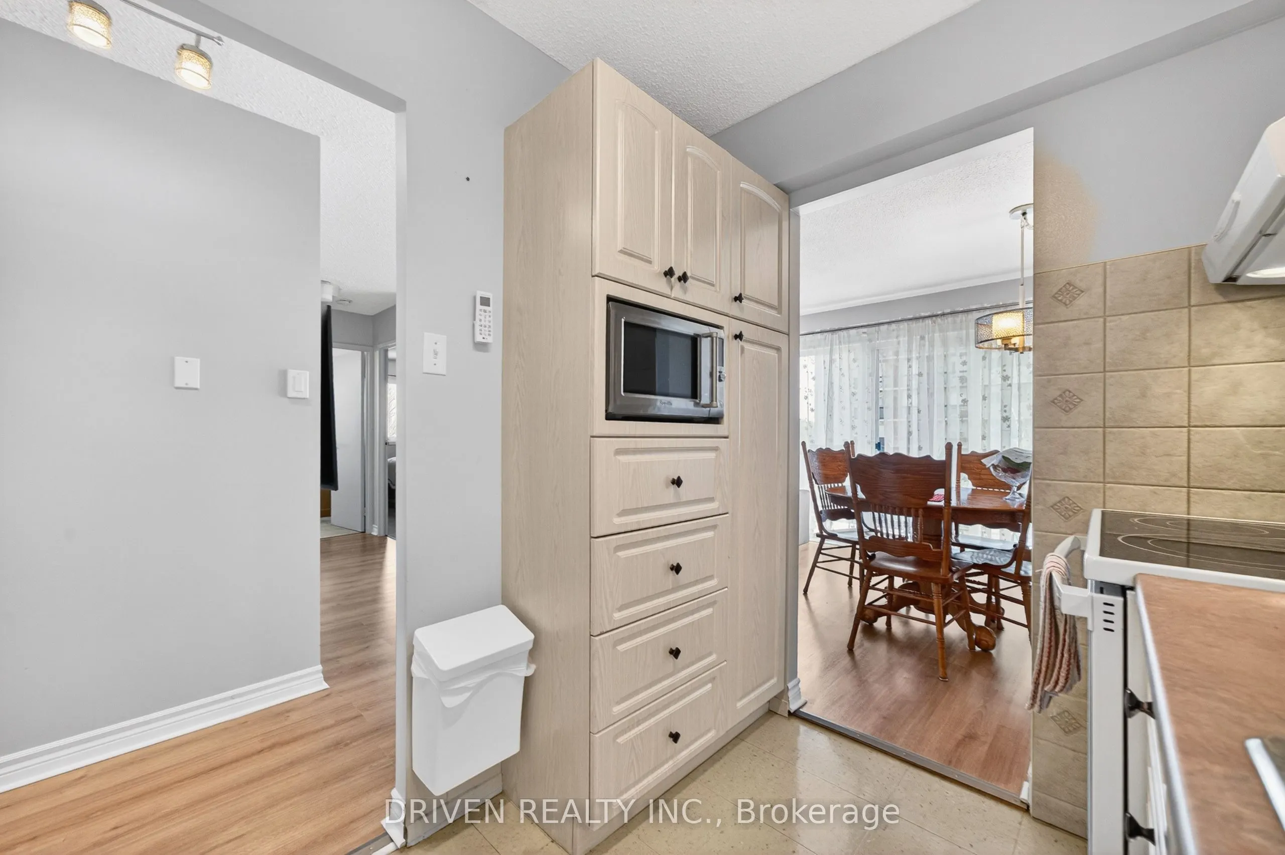 158 A McArthur Avenue #404