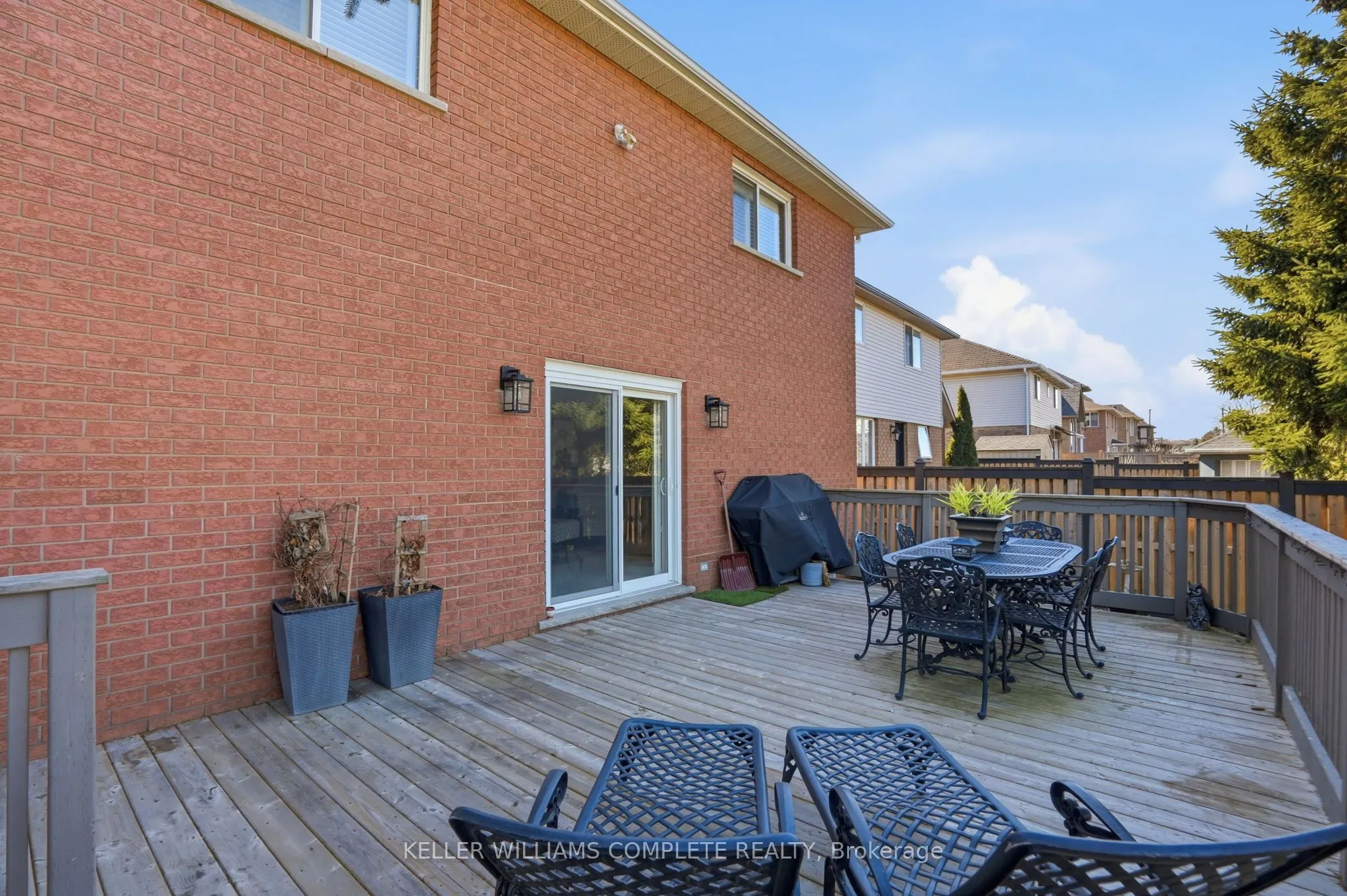 32 Highbury Drive