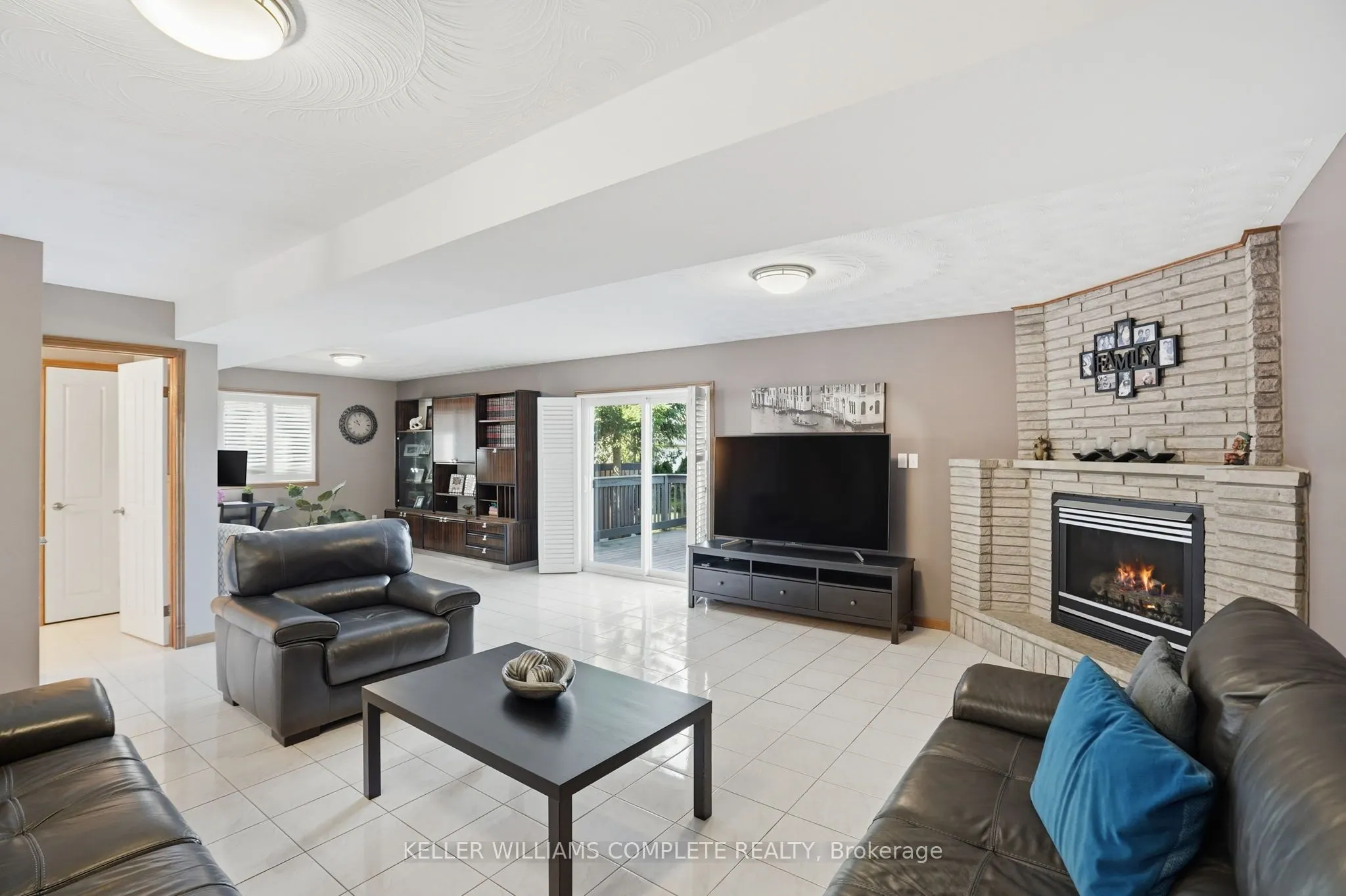 32 Highbury Drive