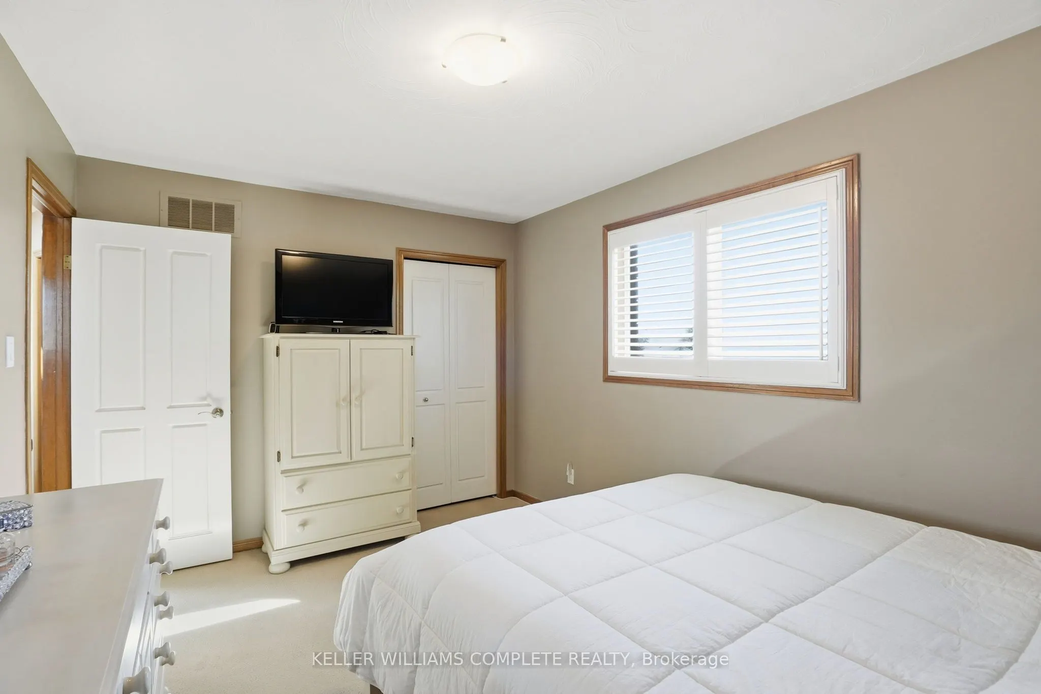 32 Highbury Drive