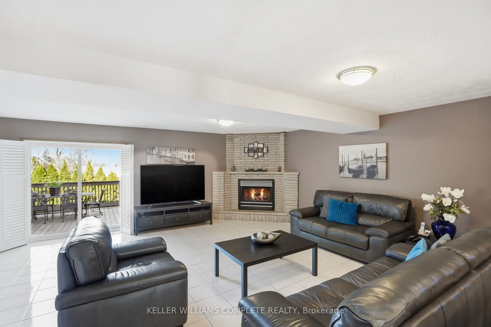 32 Highbury Drive