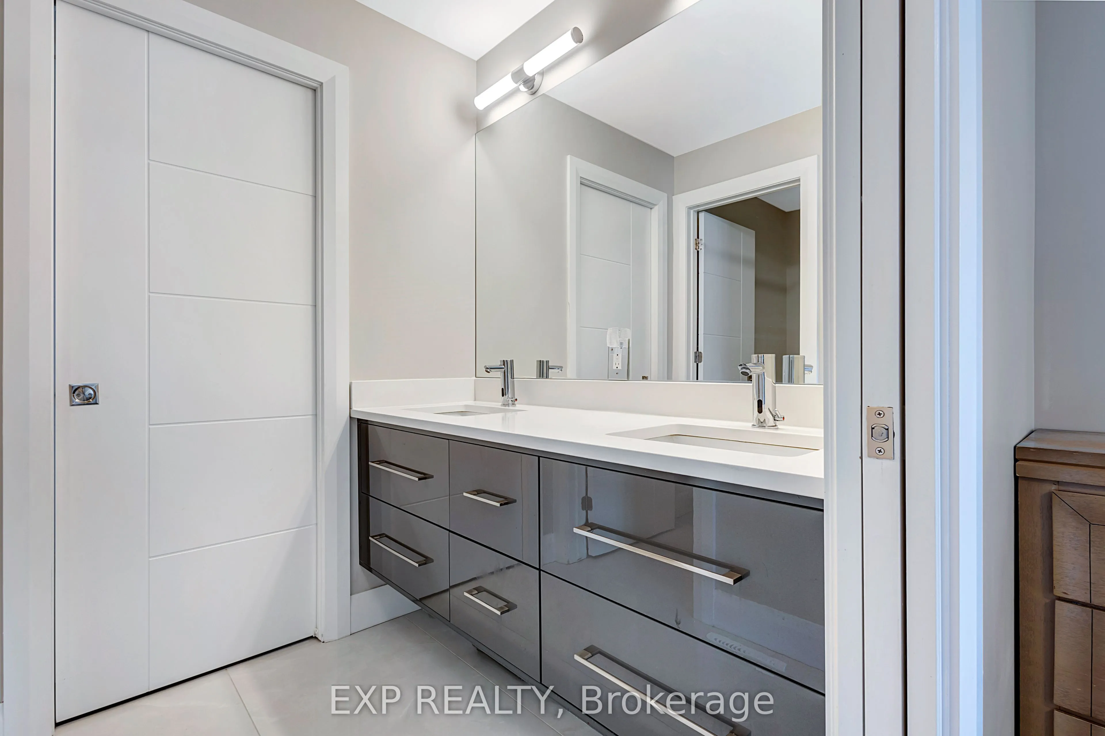 348 Abbeydale Circle