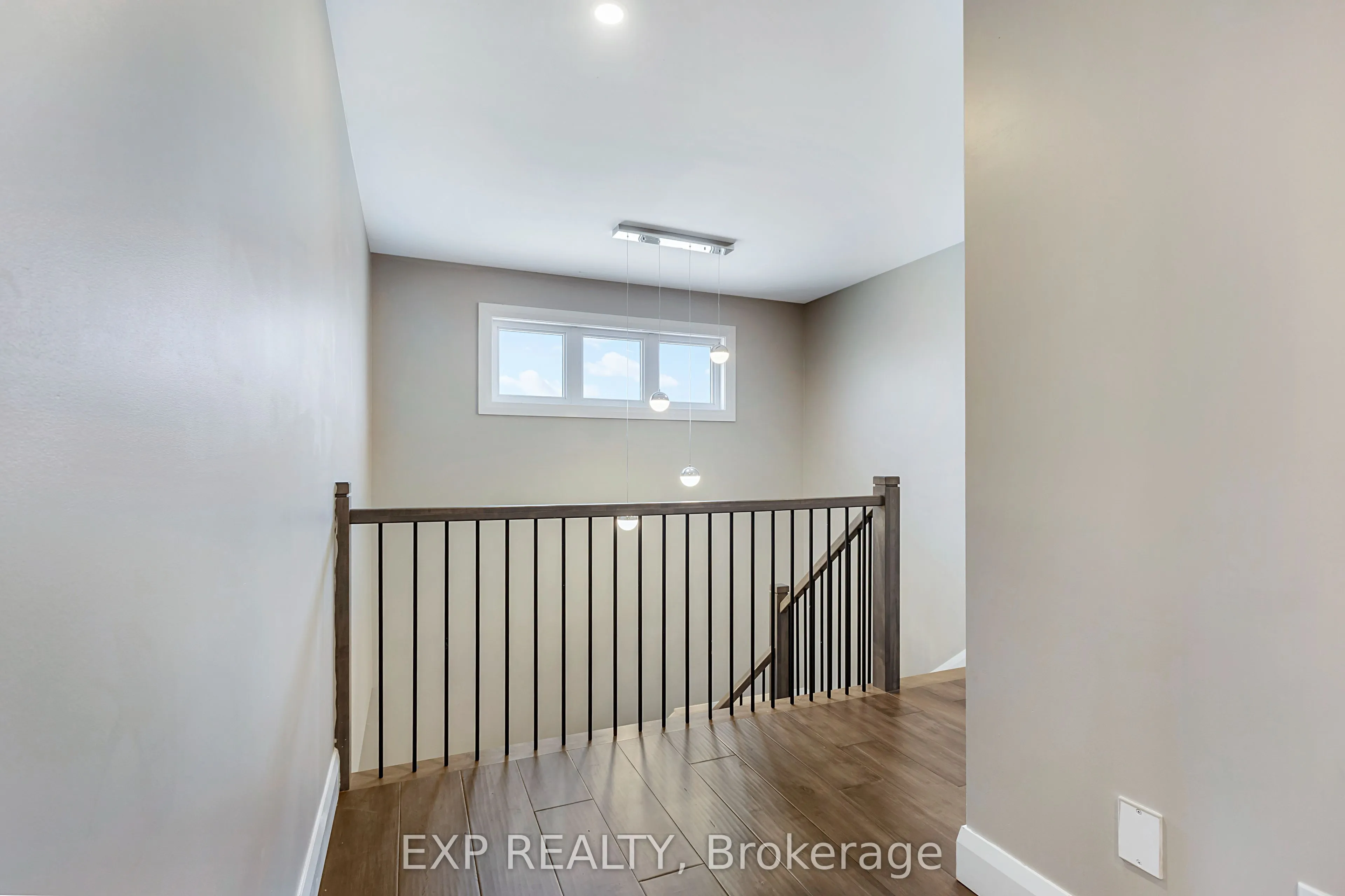 348 Abbeydale Circle