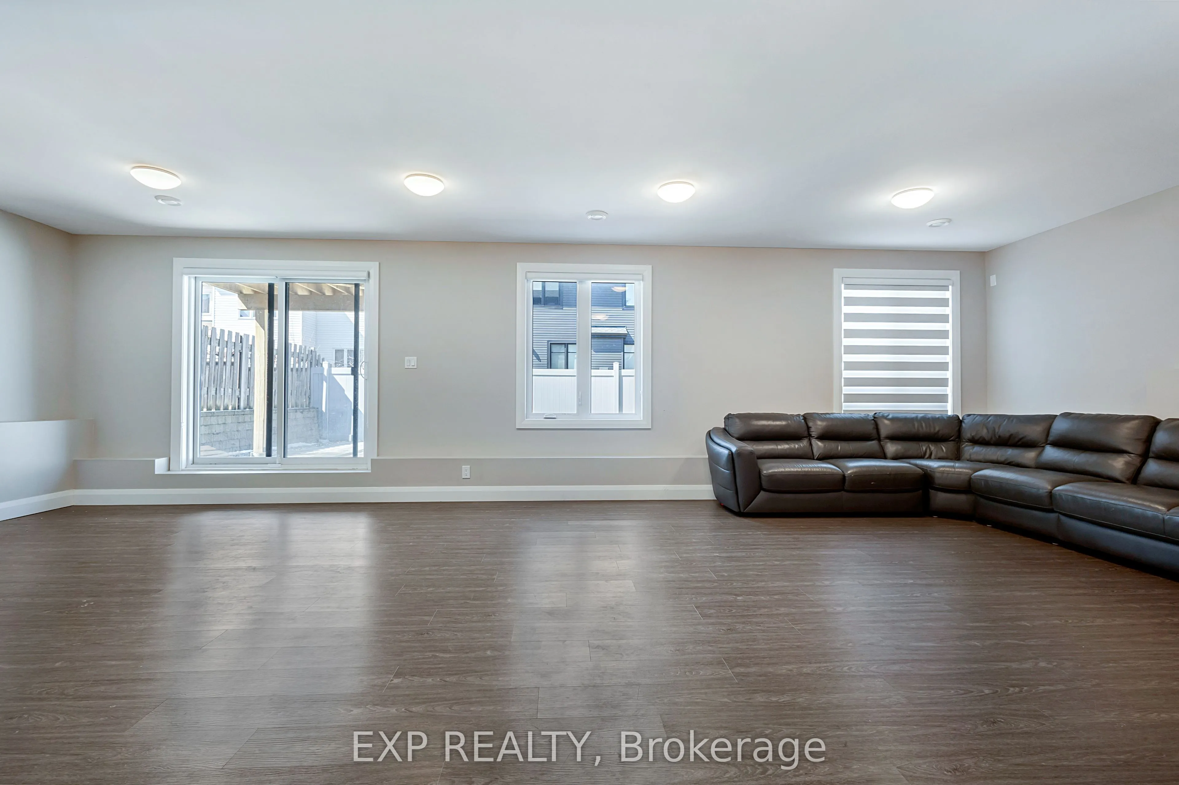 348 Abbeydale Circle
