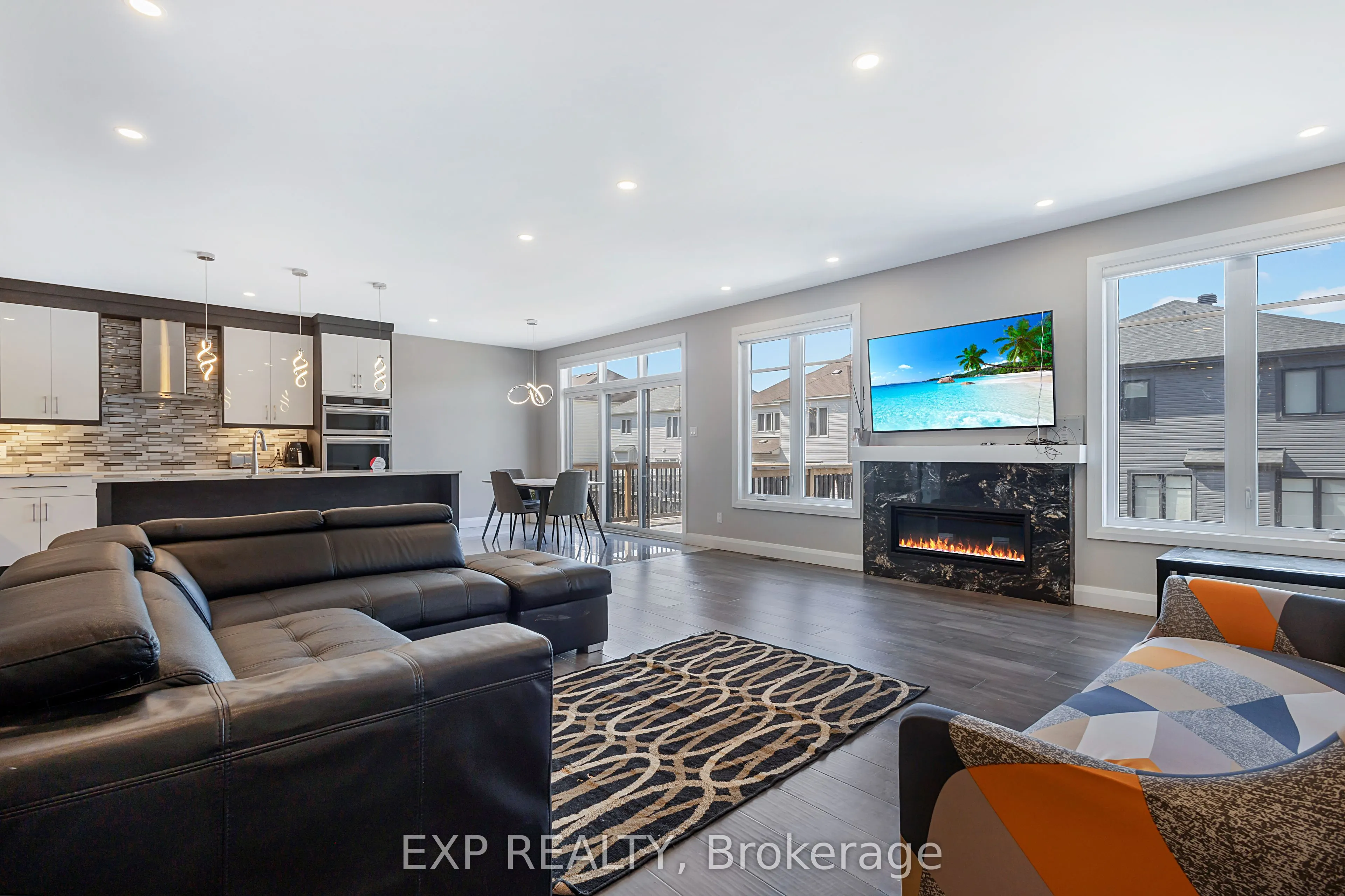 348 Abbeydale Circle