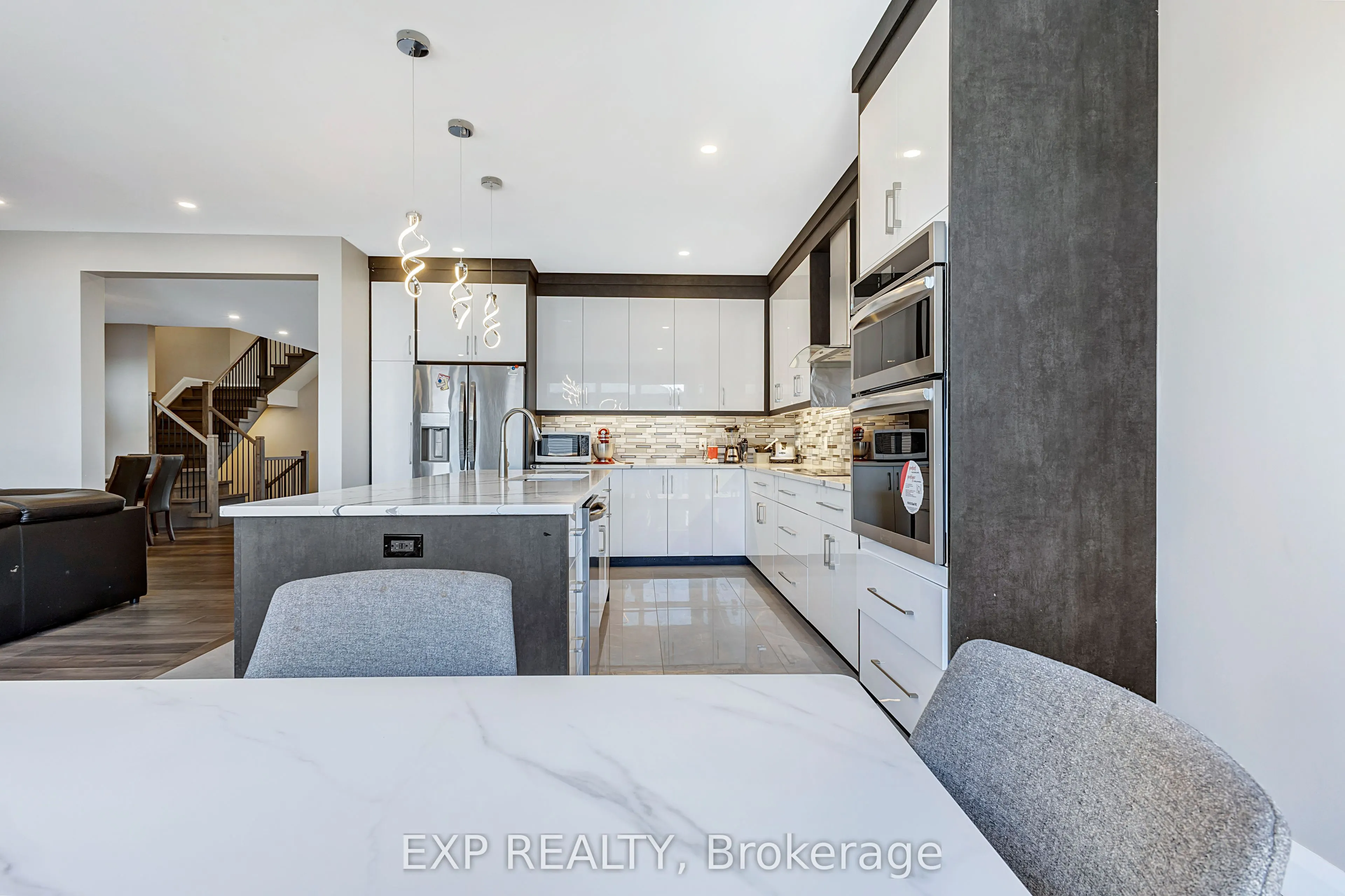 348 Abbeydale Circle