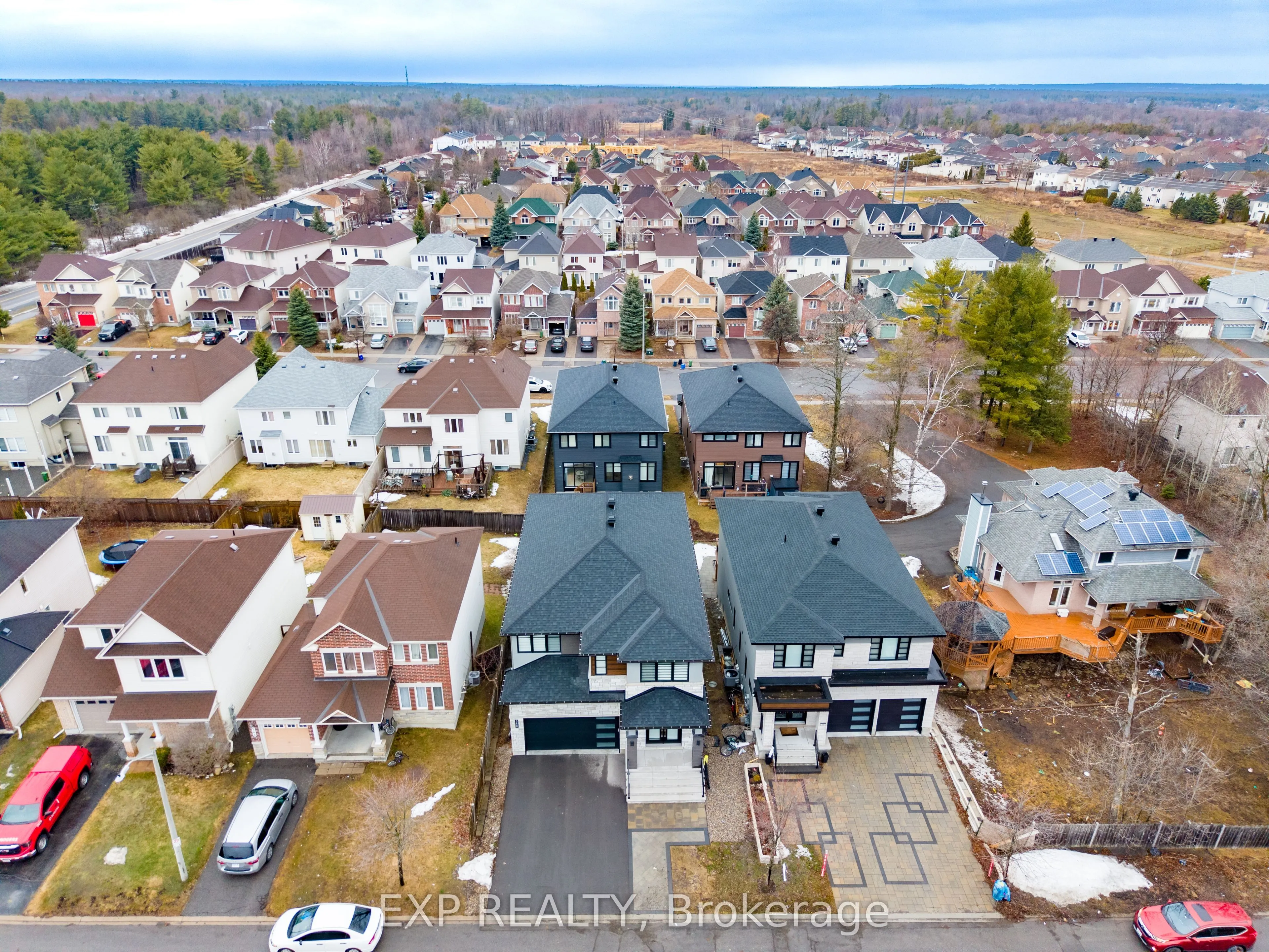 348 Abbeydale Circle