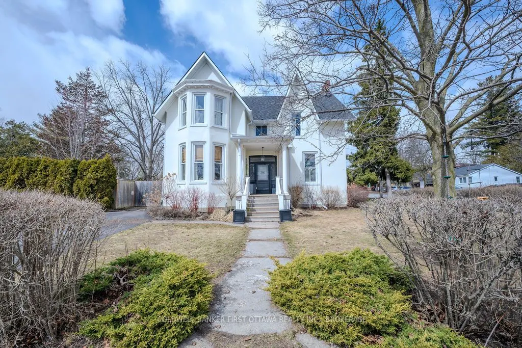 201 Bridge Street W