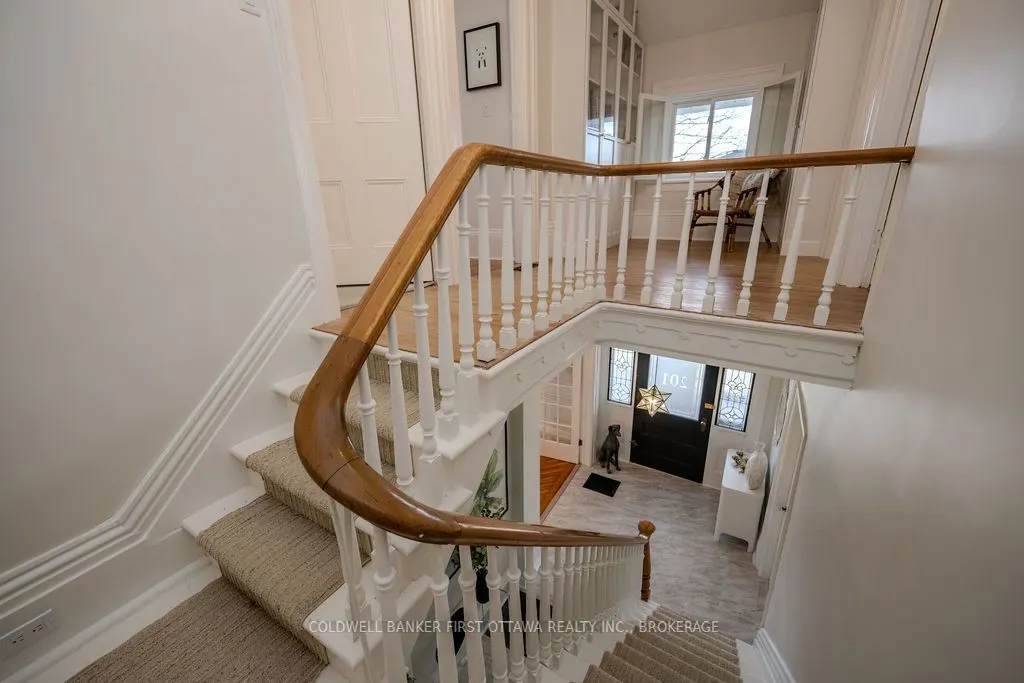201 Bridge Street W