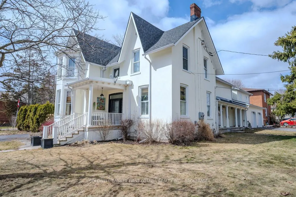 201 Bridge Street W