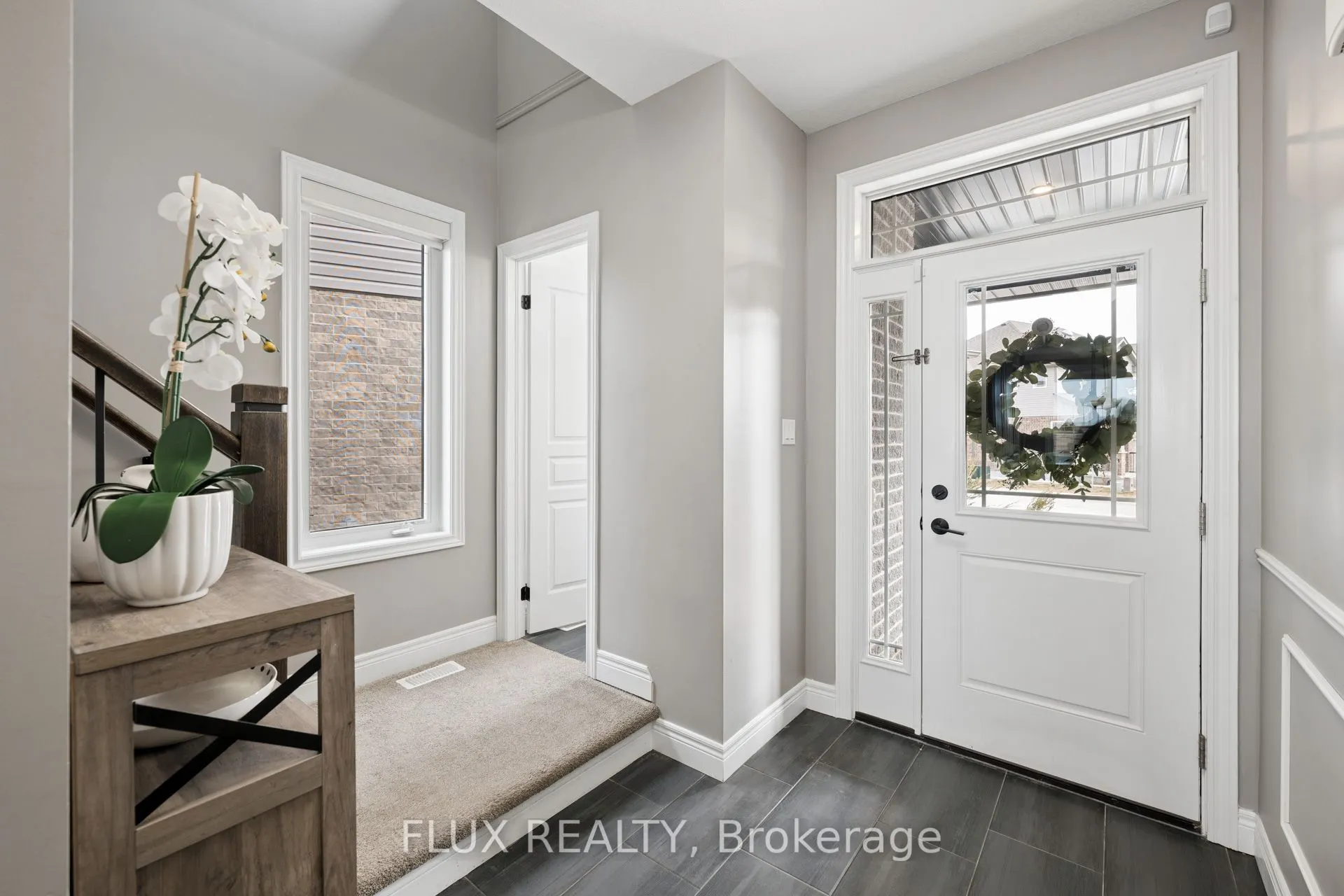 10 Sparrow Crescent
