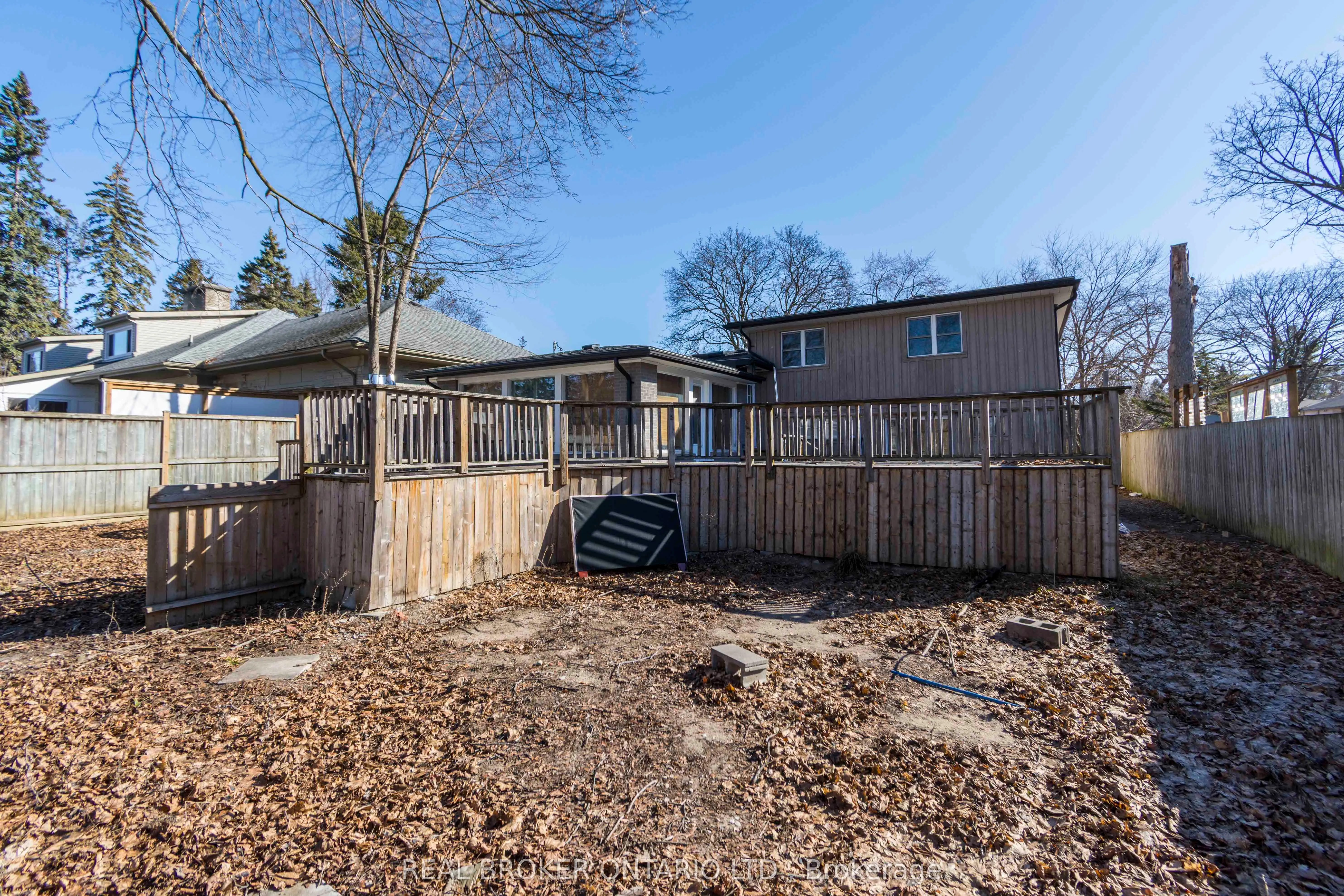 250 Macdonald Avenue