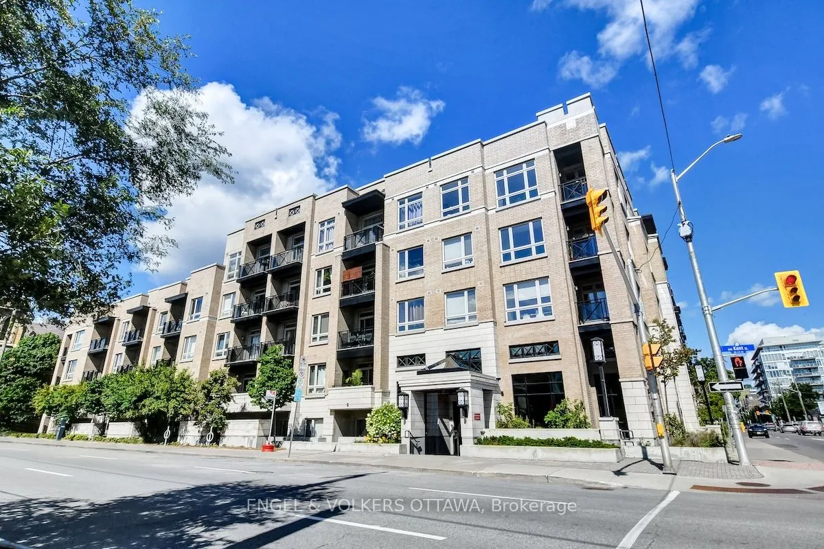 429 Kent Street #428